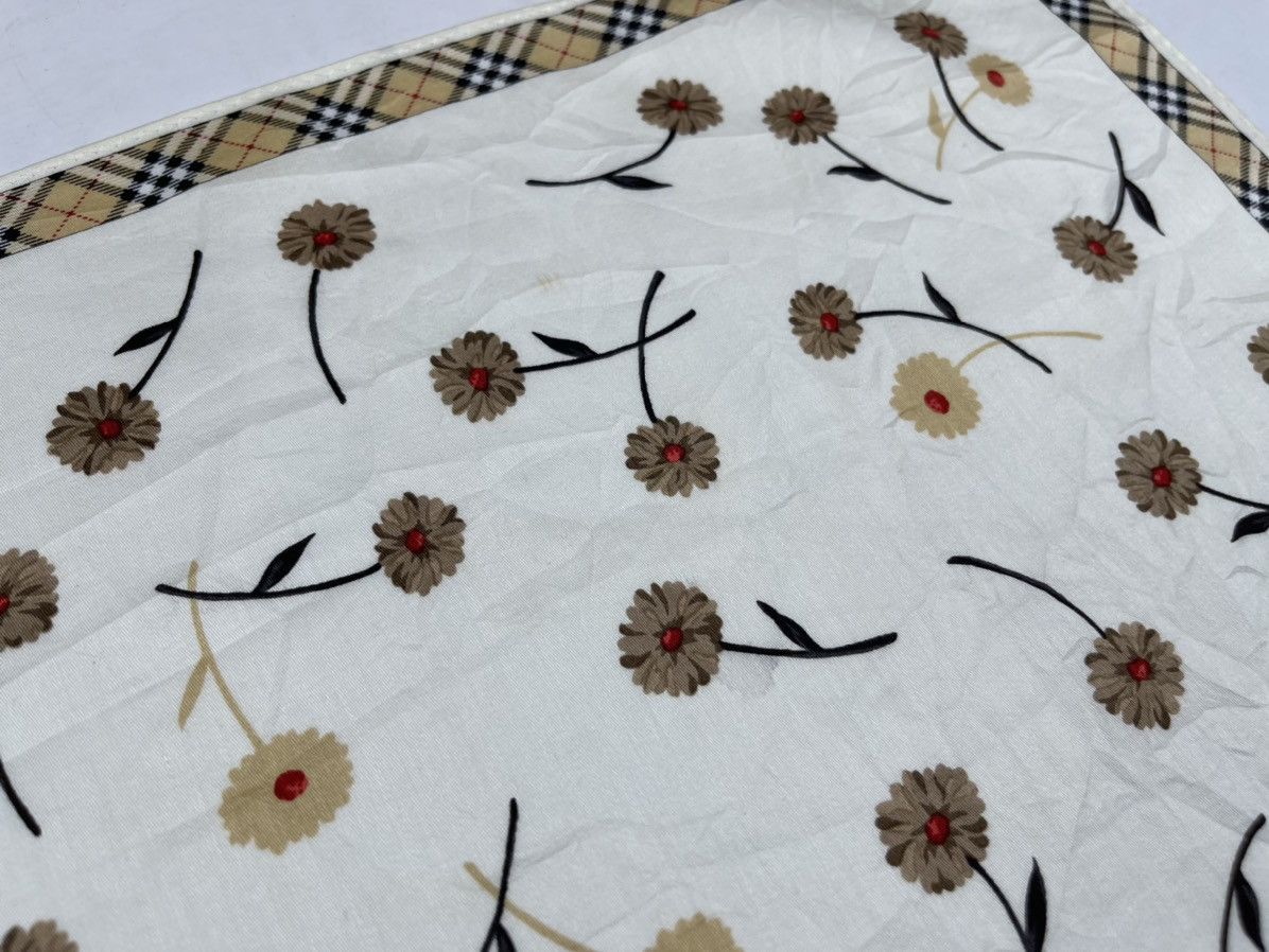 Burberry × Vintage vintage burberry bandana handkerchief neckerchief HC0620 Size ONE SIZE - 10 Thumbnail
