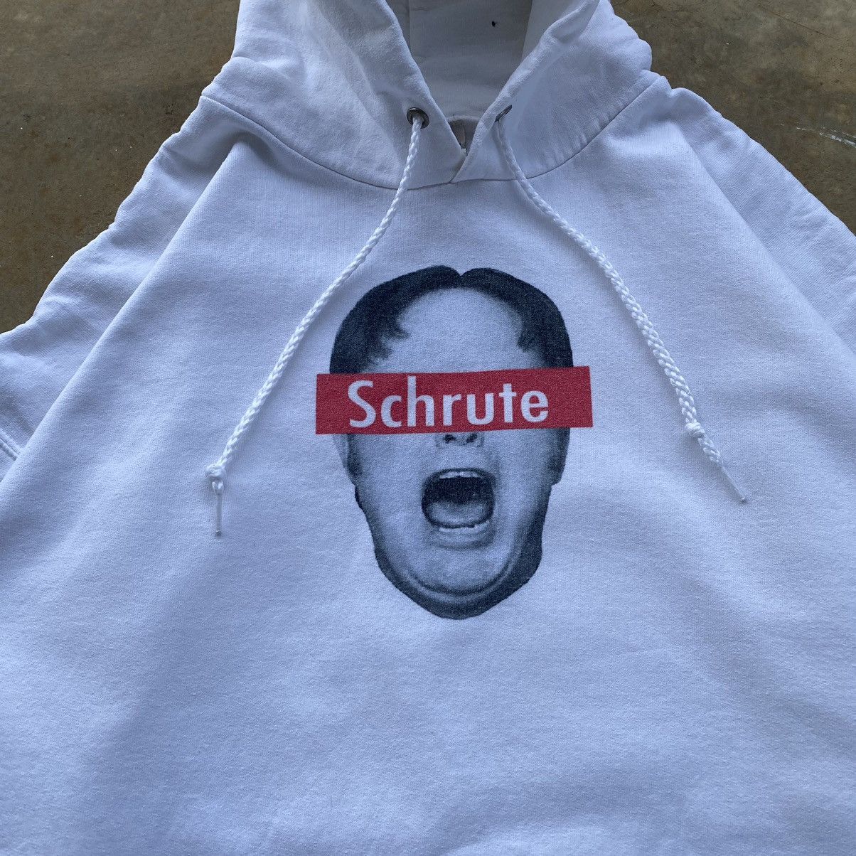 Vintage Vintage Dwight Schrute The Office Series Pullover Hoodie Size US XL / EU 56 / 4 - 3 Thumbnail