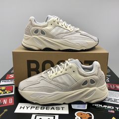 Copped some Yeezy 700 Analogs under retail! I'm digging the hits of grey  for the suede and cream/off white for the leather. : r/yeezys