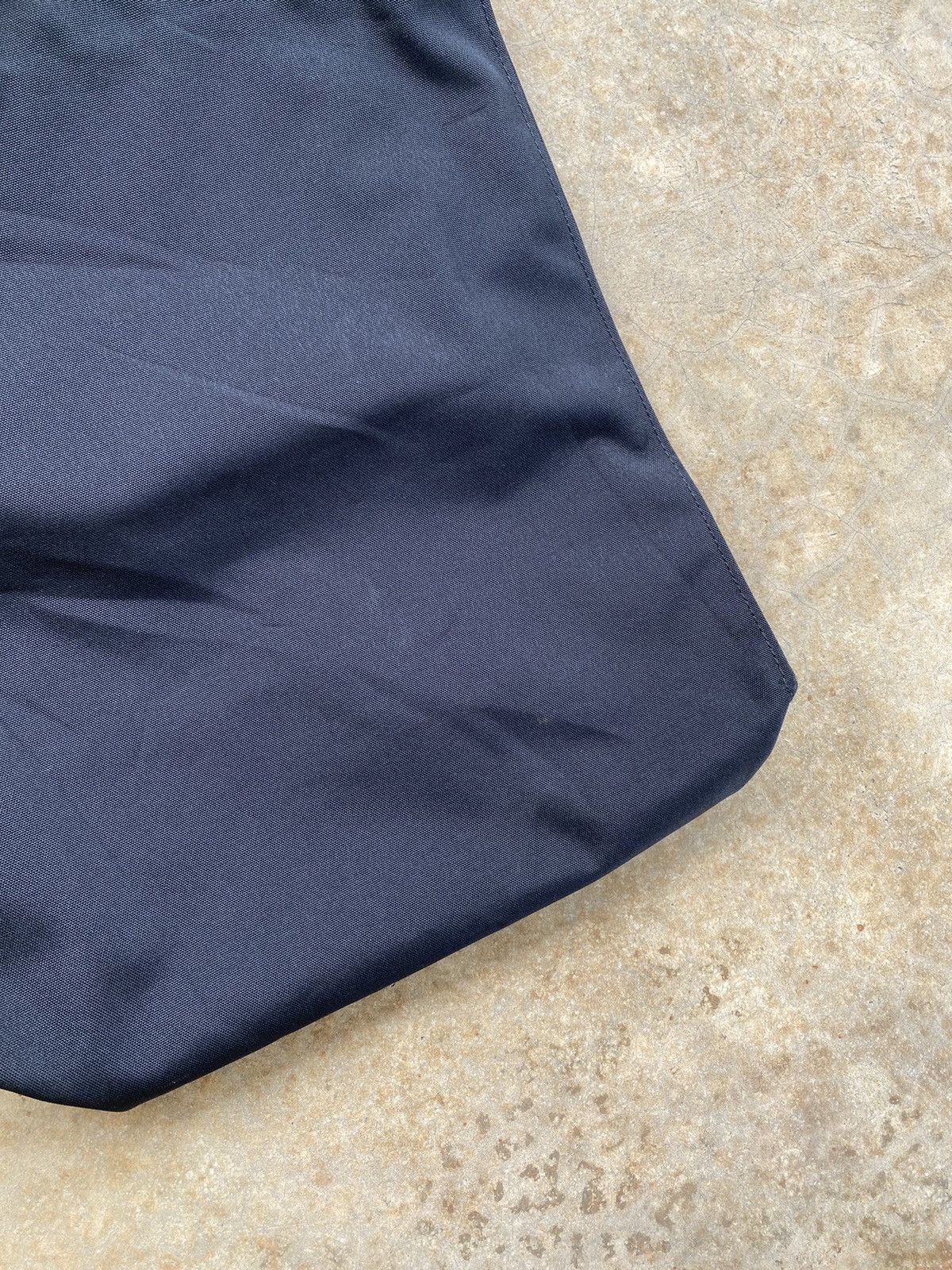 Issey Miyake Vintage Tsumori Chisato Issey Miyake Black Tote Bag Size ONE SIZE - 5 Thumbnail
