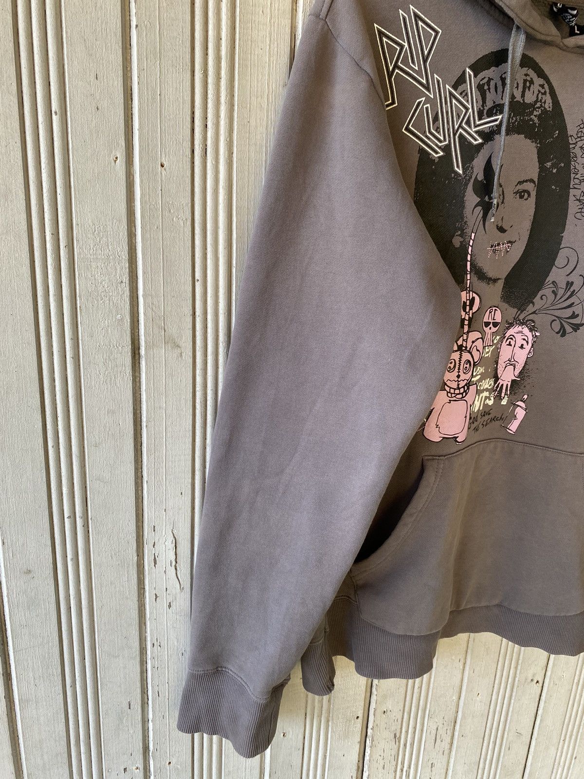 Rip Curl Vintage Y2k Rip Curl Rare Pullover Distressed Hoodie Size US L / EU 52-54 / 3 - 5 Thumbnail
