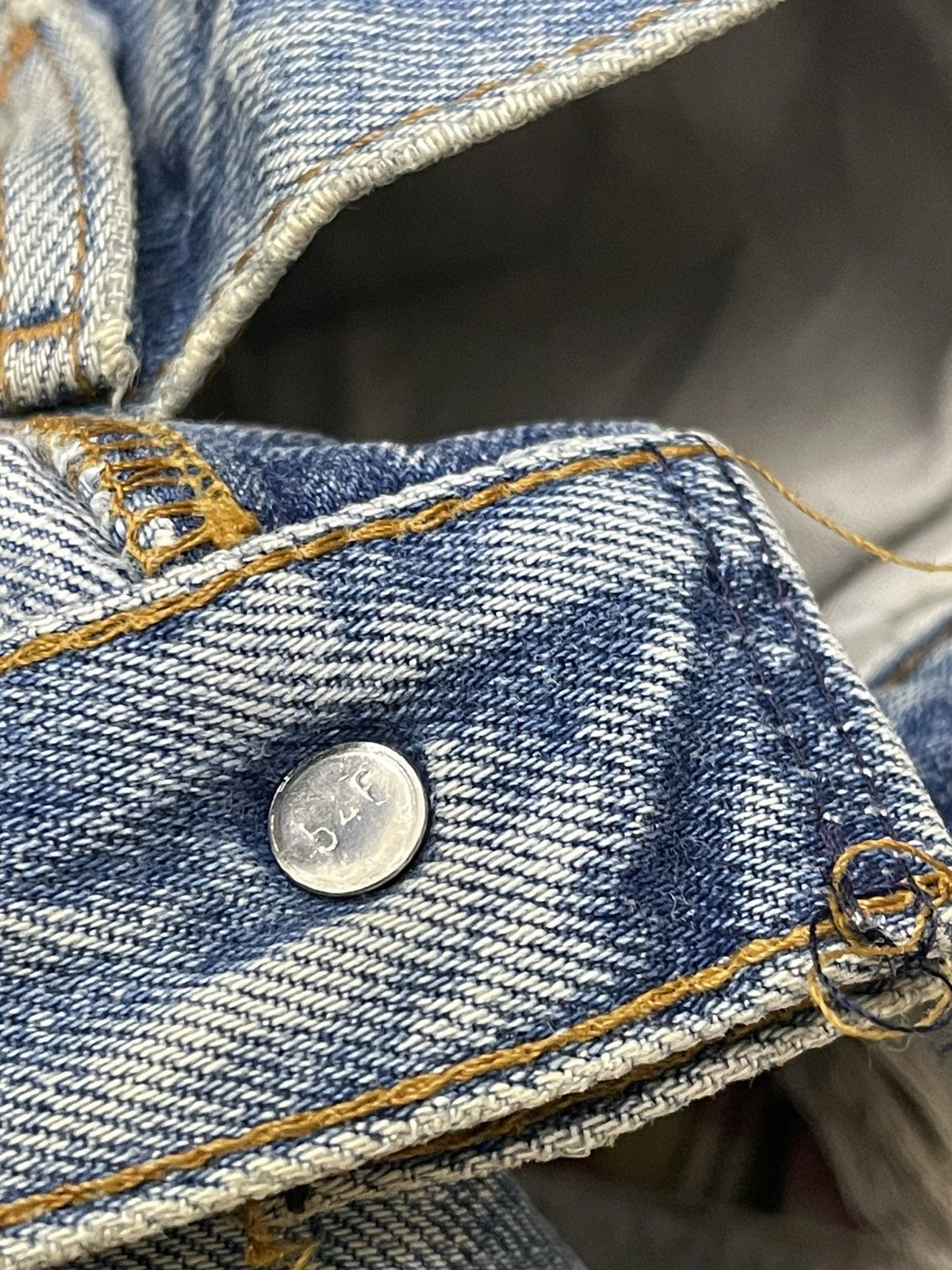 Levi's Vintage Clothing Vintage Levis Ripped Distressed Denim Size US 33 - 10 Thumbnail