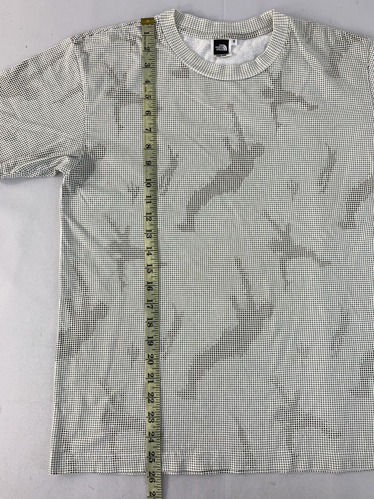 The North Face Hype The North Face Tek Tee Polkadot Over Printed Tee Size US M / EU 48-50 / 2 - 7 Thumbnail