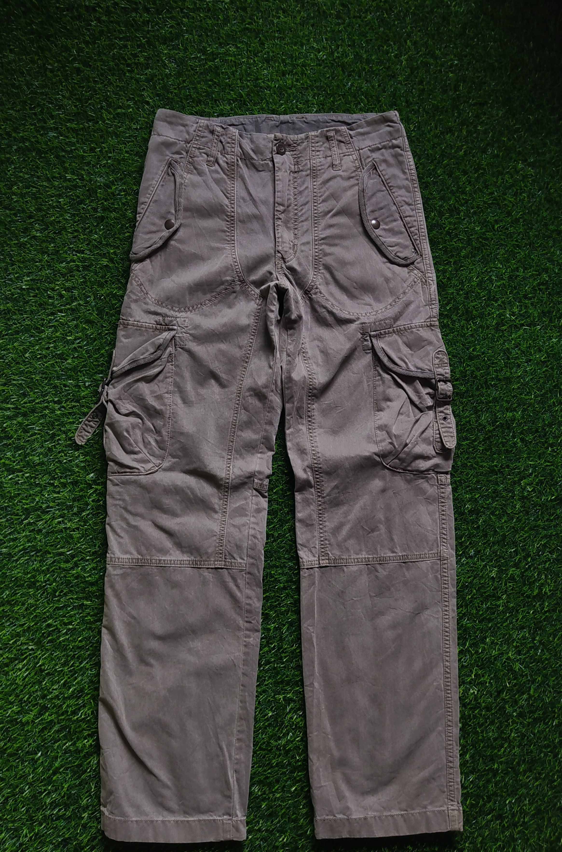 Japanese Brand × Uniqlo Uniqlo Cargo Pants Size US 31 - 1 Thumbnail
