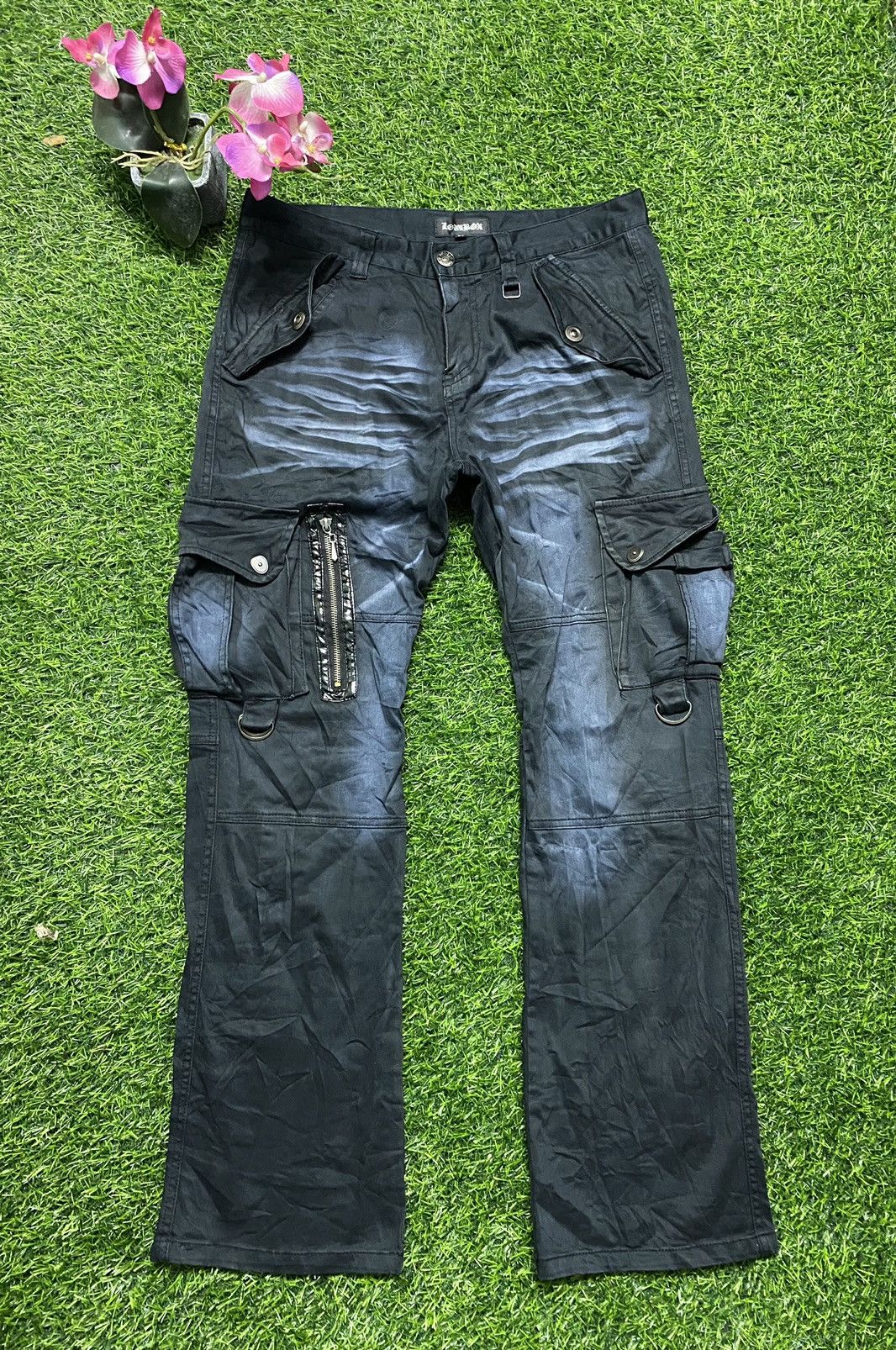 Japanese Brand Low Box Multipockets Flare Cargo Pants Size US 33 - 1 Thumbnail