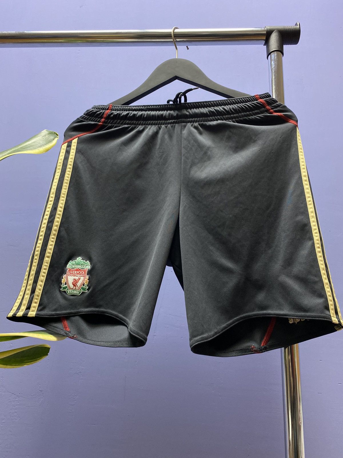 New Balance Adidas 2009 Liverpool Third Soccer Shorts Size US 30 / EU 46 - 4 Thumbnail