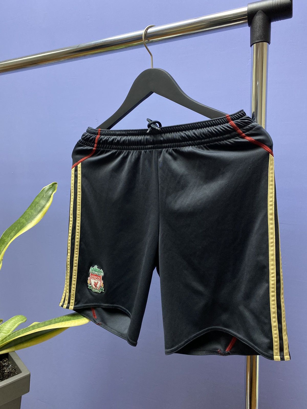 New Balance Adidas 2009 Liverpool Third Soccer Shorts Size US 30 / EU 46 - 2 Thumbnail