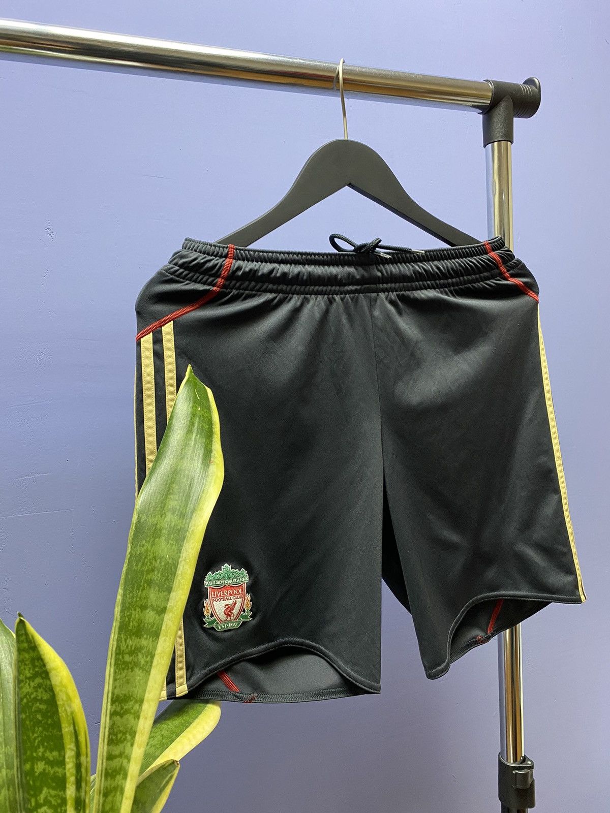 New Balance Adidas 2009 Liverpool Third Soccer Shorts Size US 30 / EU 46 - 3 Thumbnail