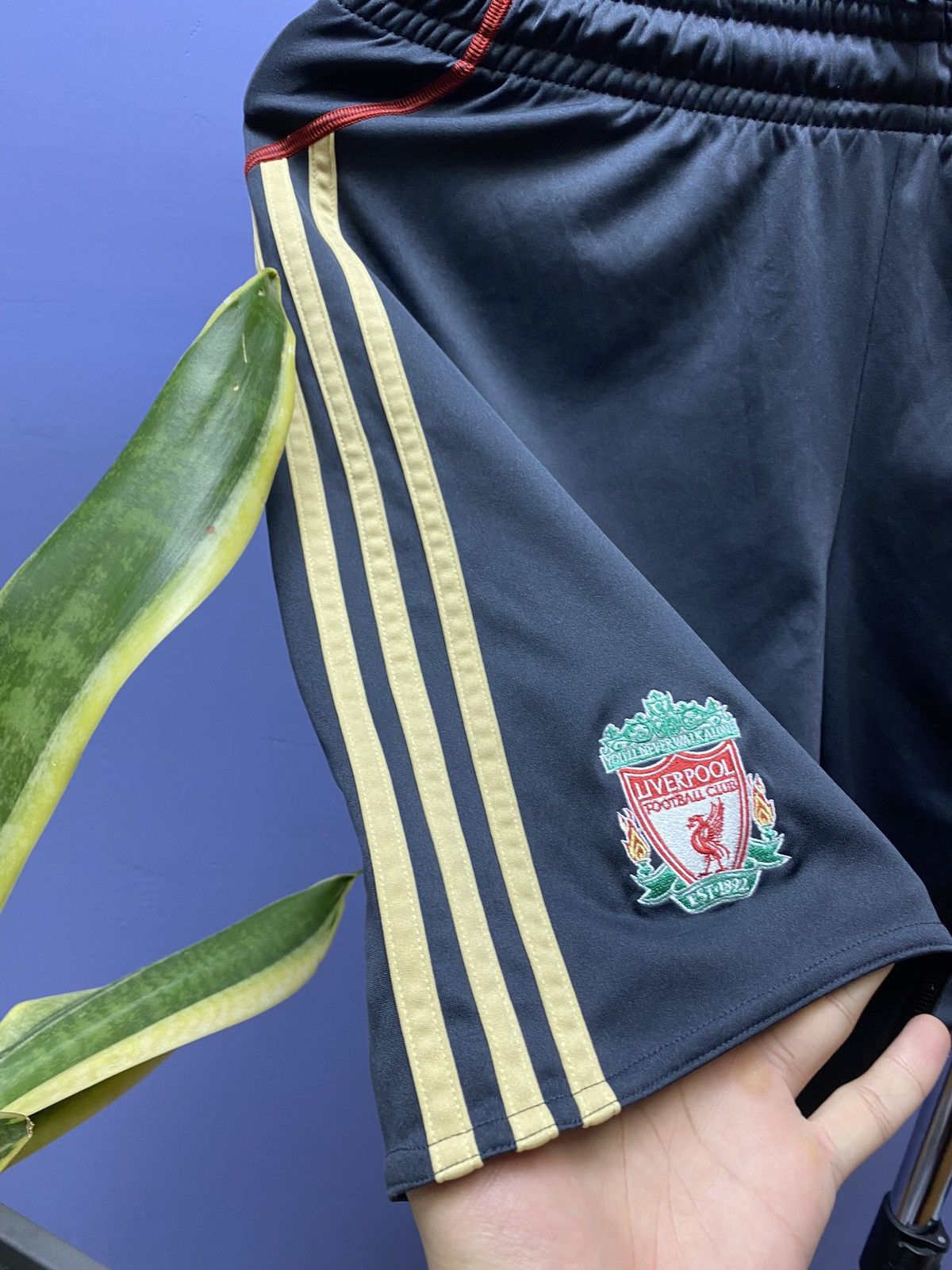 New Balance Adidas 2009 Liverpool Third Soccer Shorts Size US 30 / EU 46 - 9 Thumbnail