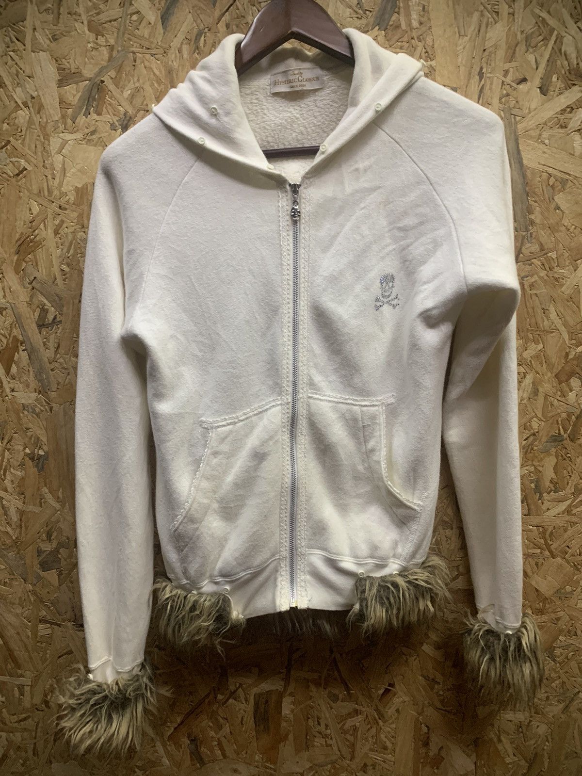 Sweater by hysteric glamour
