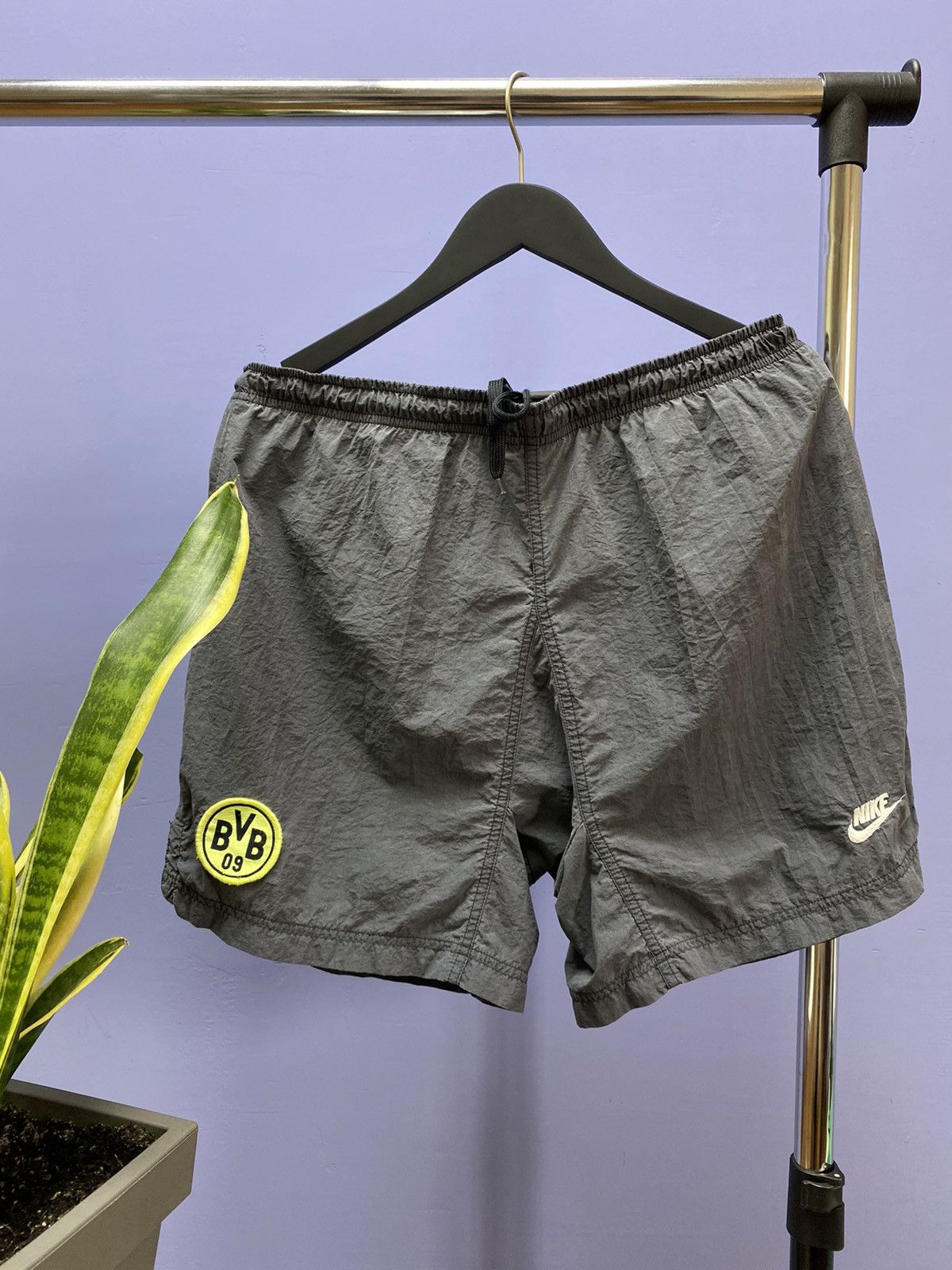 Nike × Vintage Vintage 90s Nike Borussia Dortmund Soccer Shorts Size US 32 / EU 48 - 1 Thumbnail