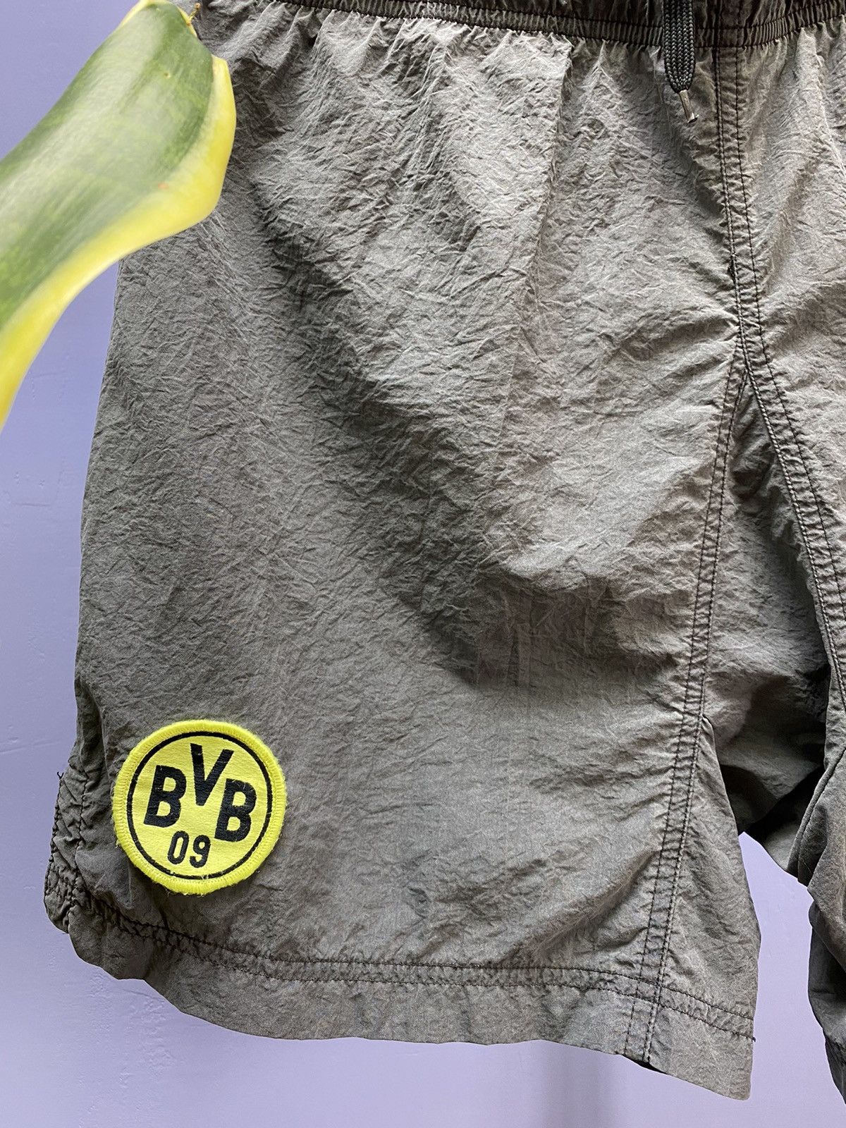 Nike × Vintage Vintage 90s Nike Borussia Dortmund Soccer Shorts Size US 32 / EU 48 - 6 Thumbnail