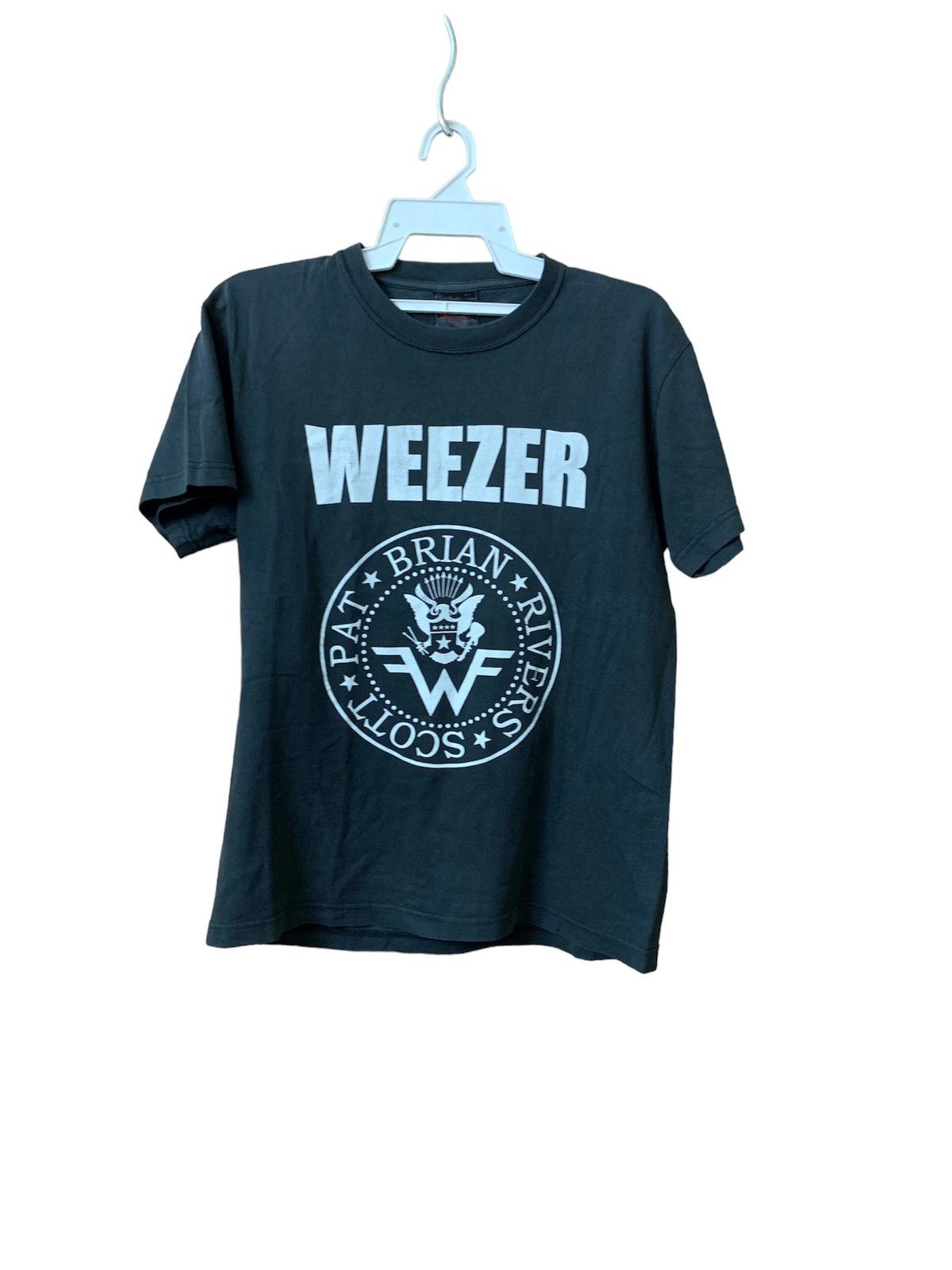 Band Tees Y2K weezer band shirt Size US M / EU 48-50 / 2 - 1 Thumbnail