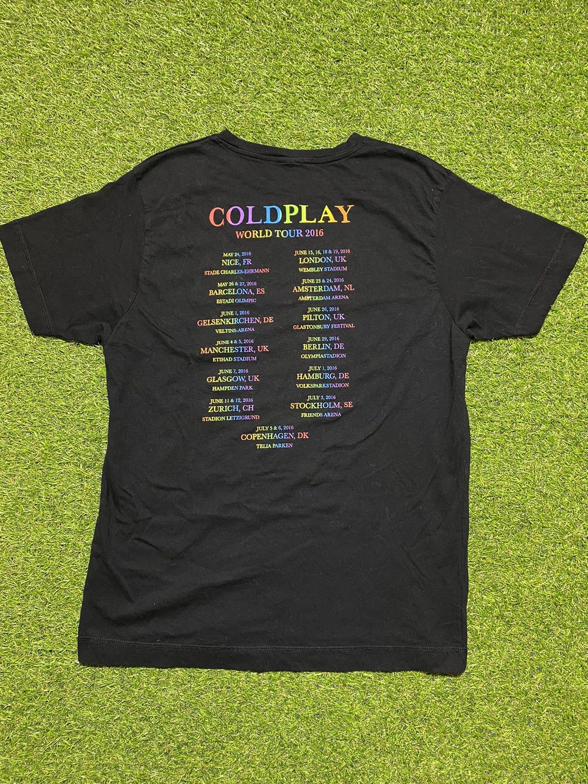 Band Tees Vintage Y2k Coldplay band tee streetwear style size M Size US M / EU 48-50 / 2 - 3 Thumbnail