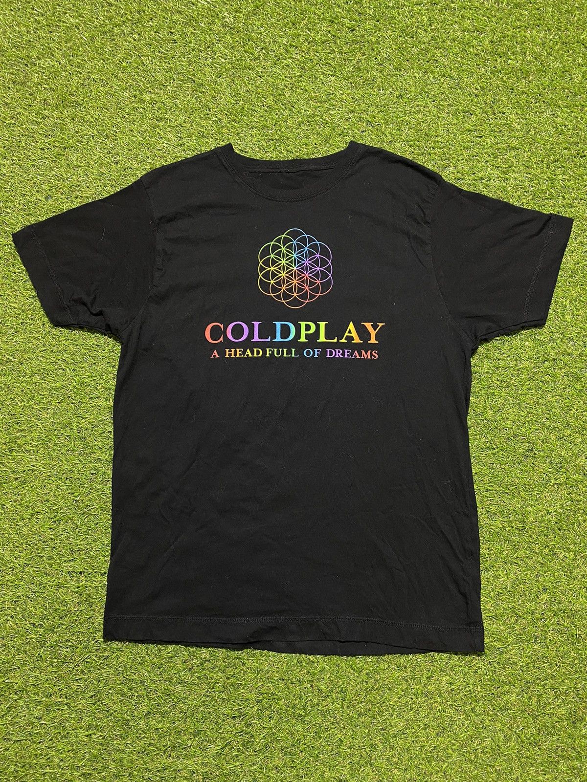 Band Tees Vintage Y2k Coldplay band tee streetwear style size M Size US M / EU 48-50 / 2 - 1 Thumbnail