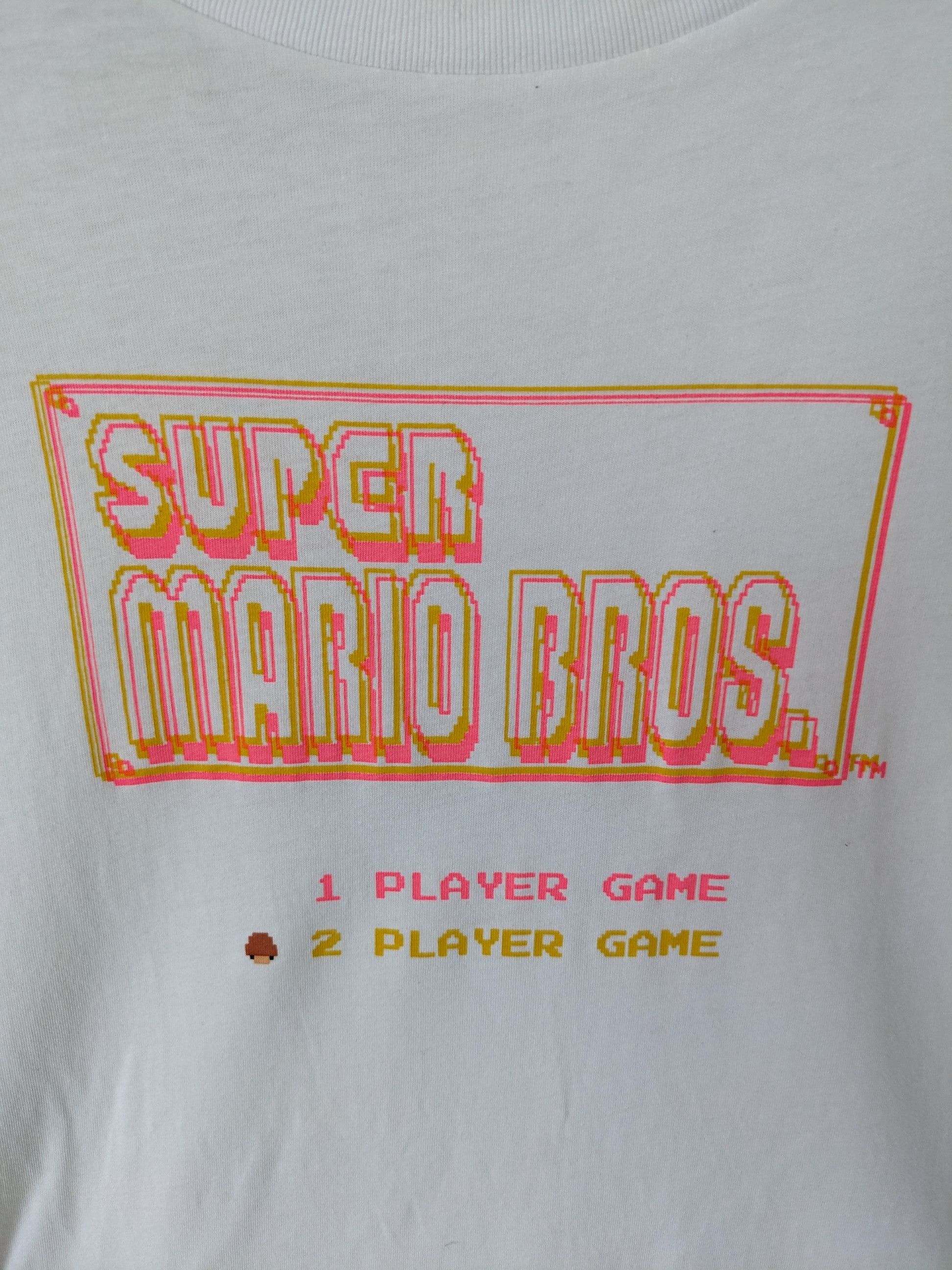 Japanese Brand × Nintendo × Uniqlo Uniqlo X Super Mario Bros Tee Nintendo Size US M / EU 48-50 / 2 - 2 Thumbnail
