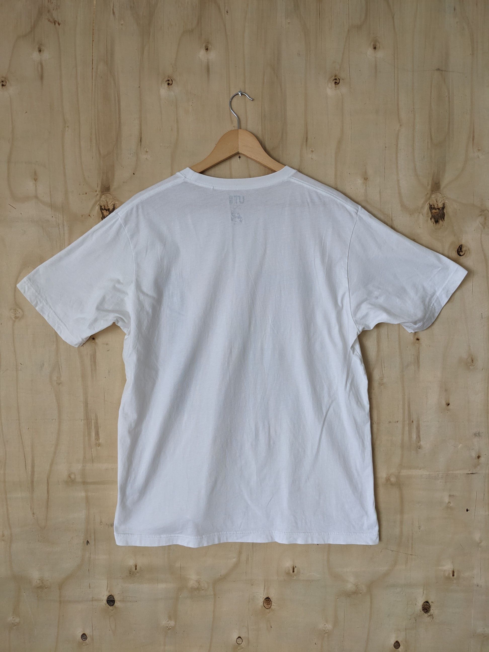 Japanese Brand × Nintendo × Uniqlo Uniqlo X Nintendo Super Mario Graphic Tee Size US L / EU 52-54 / 3 - 5 Thumbnail