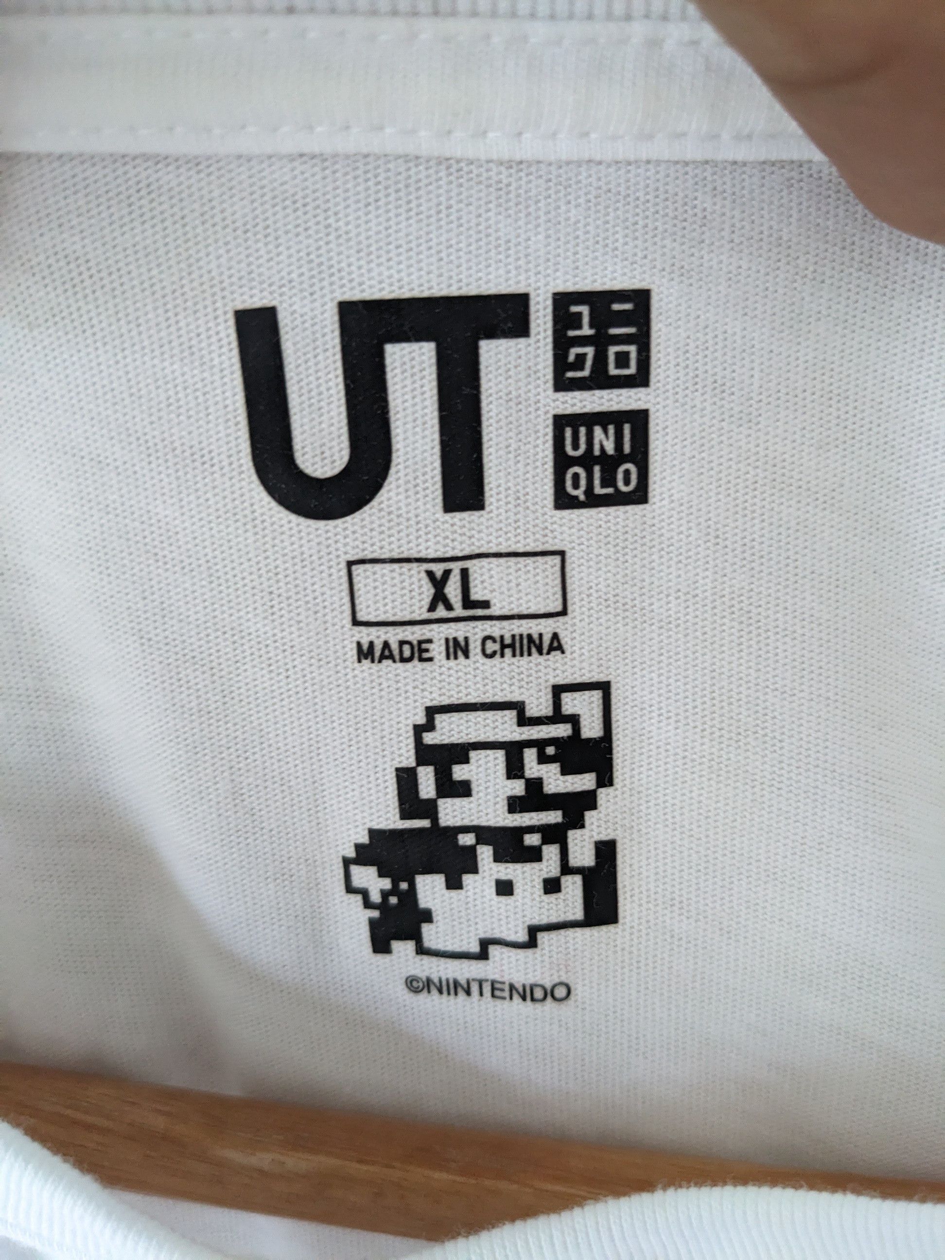 Japanese Brand × Nintendo × Uniqlo Uniqlo X Nintendo Super Mario Graphic Tee Size US L / EU 52-54 / 3 - 3 Thumbnail