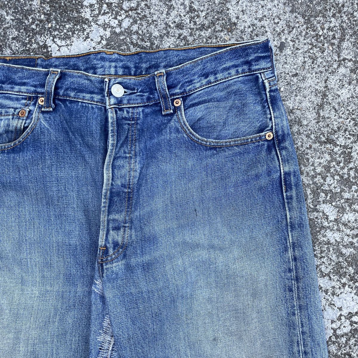 Levi's Vintage Levis 501 Denim Jeans Size US 33 - 2 Thumbnail