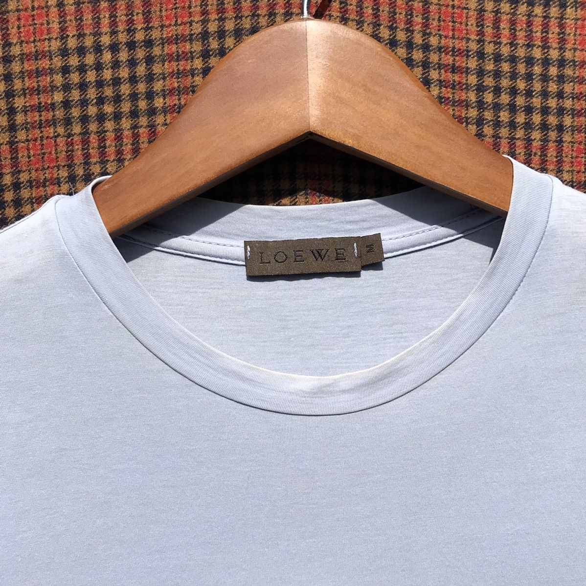 Loewe Loewe Small Logo Tee Loewe Luxury Brand Sun Faded Size US M / EU 48-50 / 2 - 8 Thumbnail