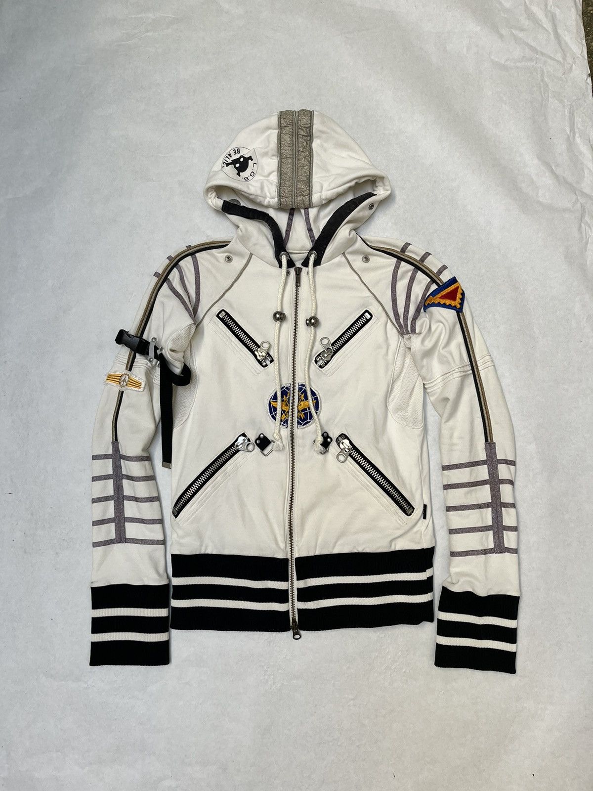 Le Grande Bleu (L.G.B.) LGB Be Alien Hoodie size 1 | Grailed