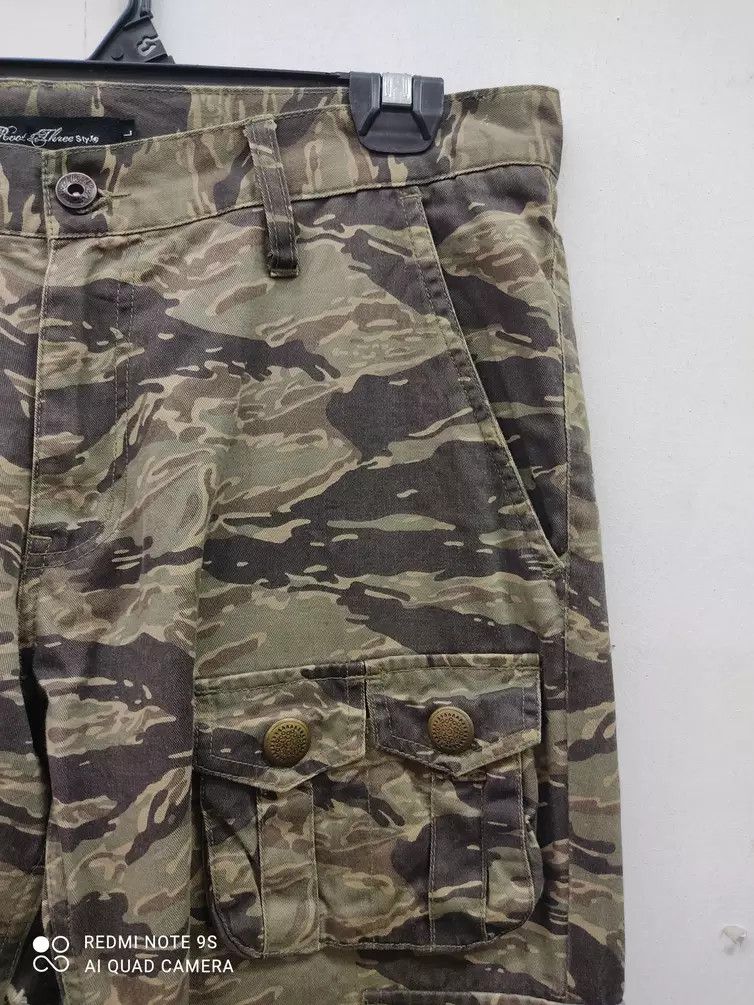 Roots 10 Pocket Tiger Stripe Root Three Multipocket Cargo Pants Size US 35 - 6 Thumbnail