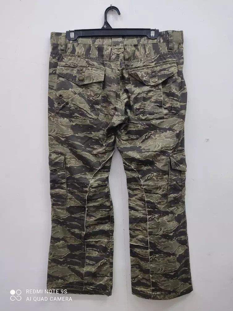 Roots 10 Pocket Tiger Stripe Root Three Multipocket Cargo Pants Size US 35 - 11 Thumbnail