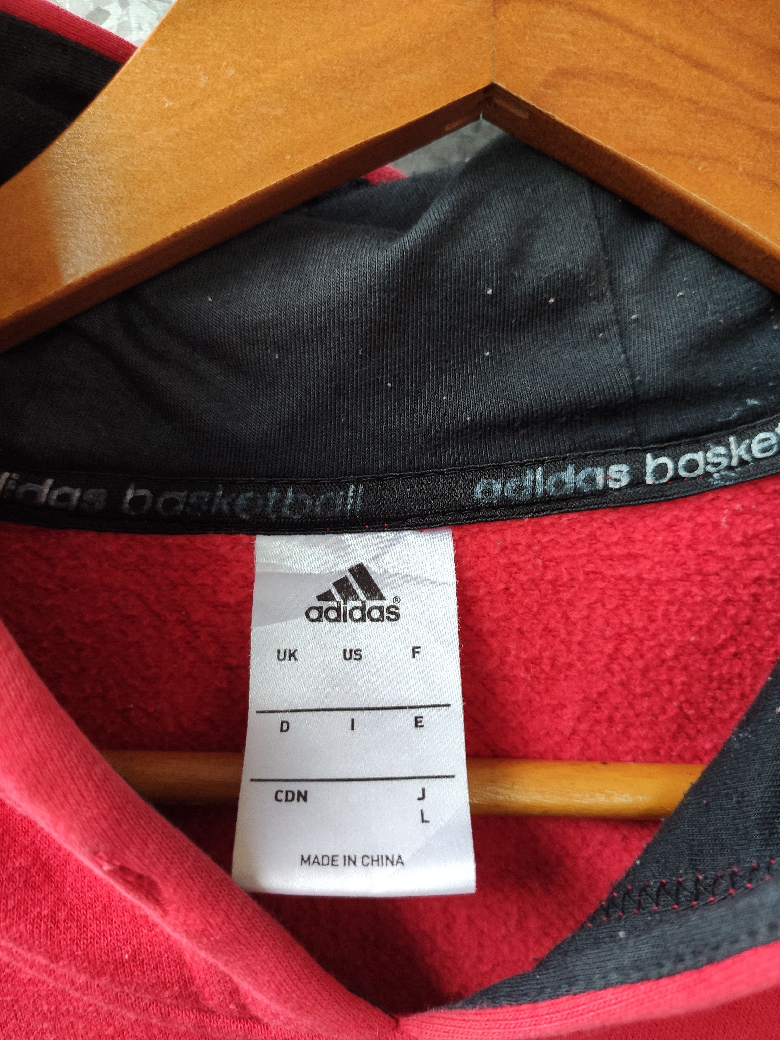 Adidas × NBA Vintage Adidas Chicago Bulls Hoodies Size US M / EU 48-50 / 2 - 6 Thumbnail