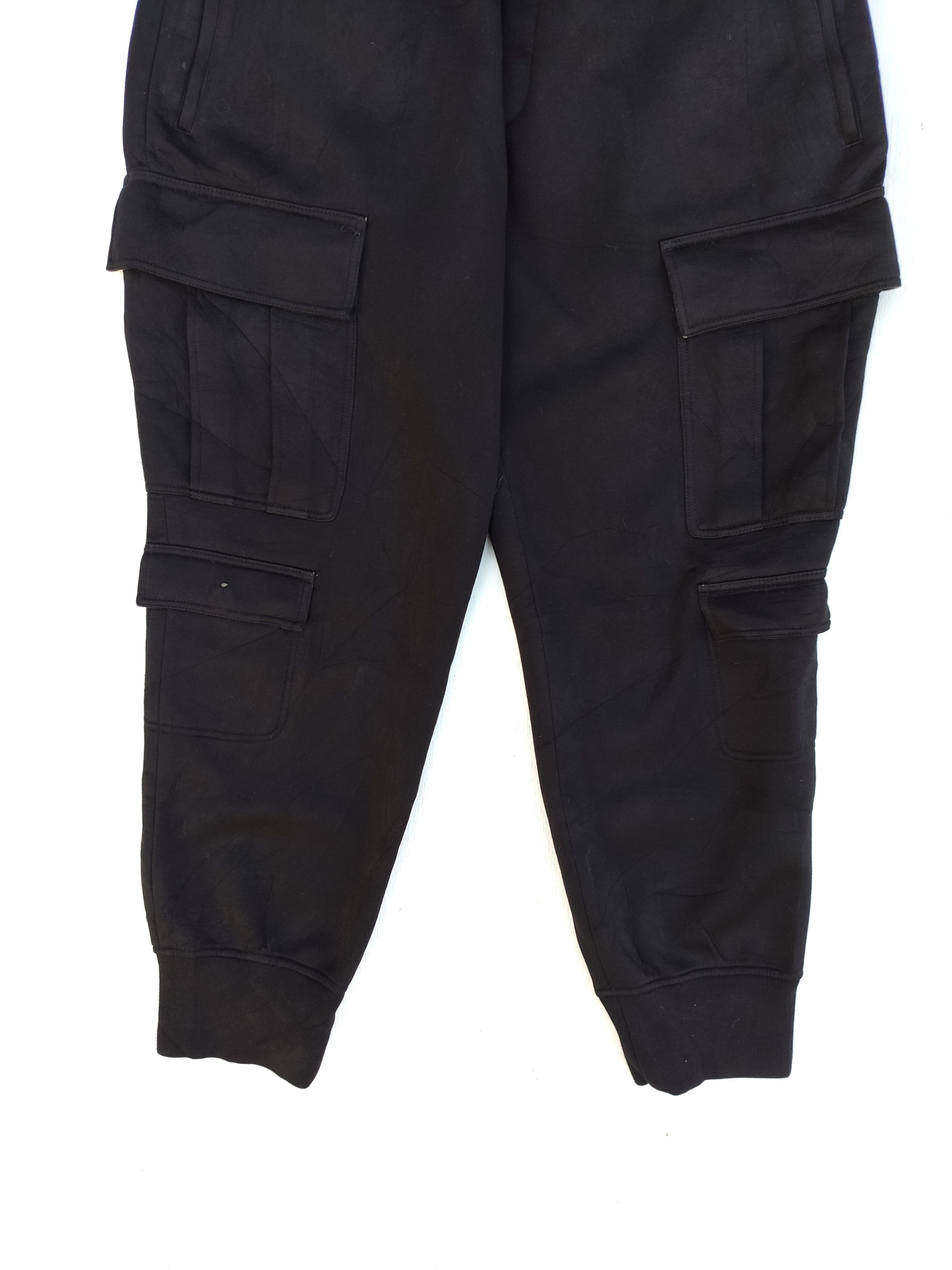 Neil Barrett Neil Barret sweatpants Cargo joggers Size US 32 / EU 48 - 2 Thumbnail
