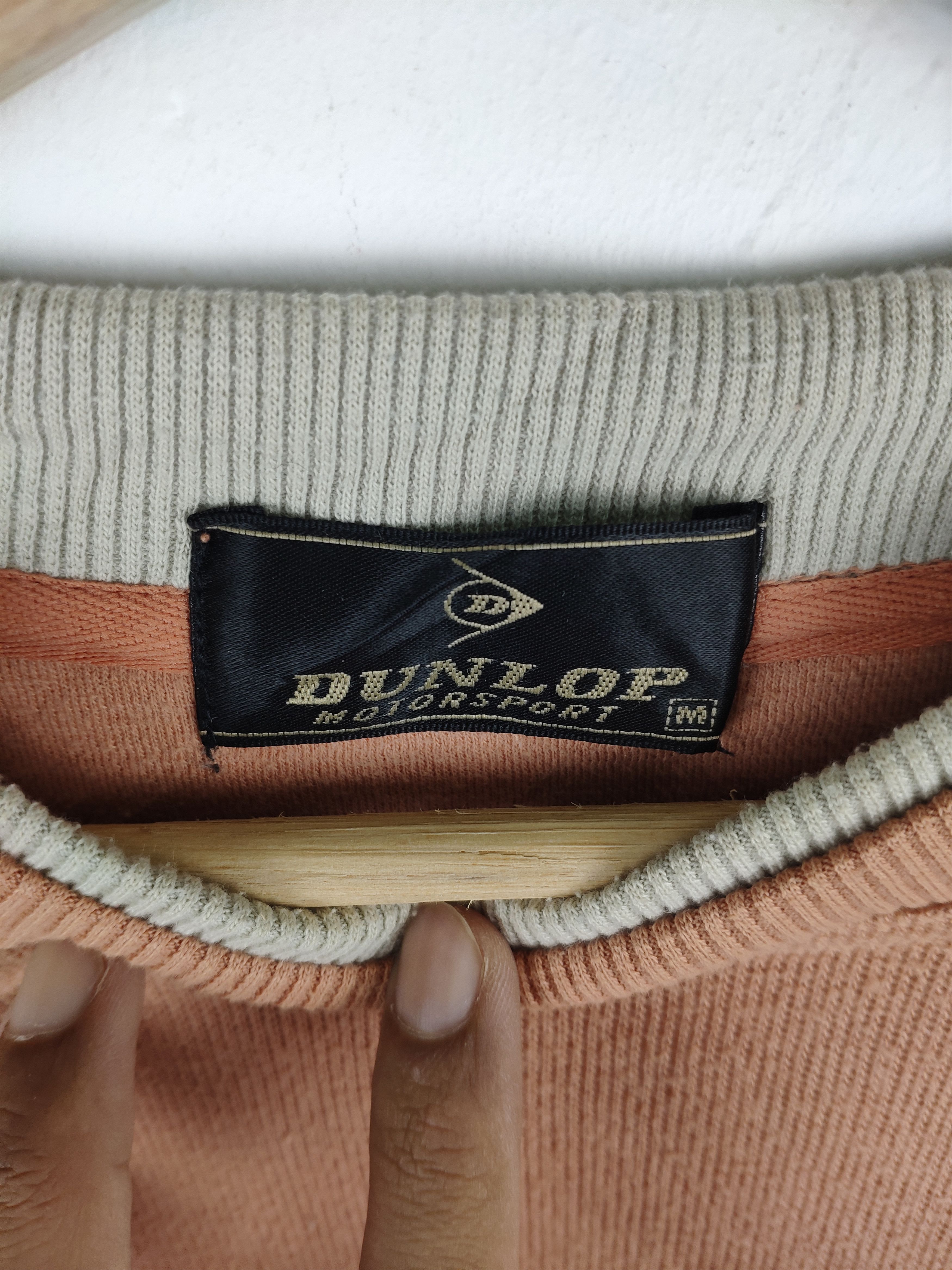 Dunlop × Vintage Steal 💥 Vintage Dunlop Motorsports Sweater Crewneck Size US M / EU 48-50 / 2 - 4 Thumbnail