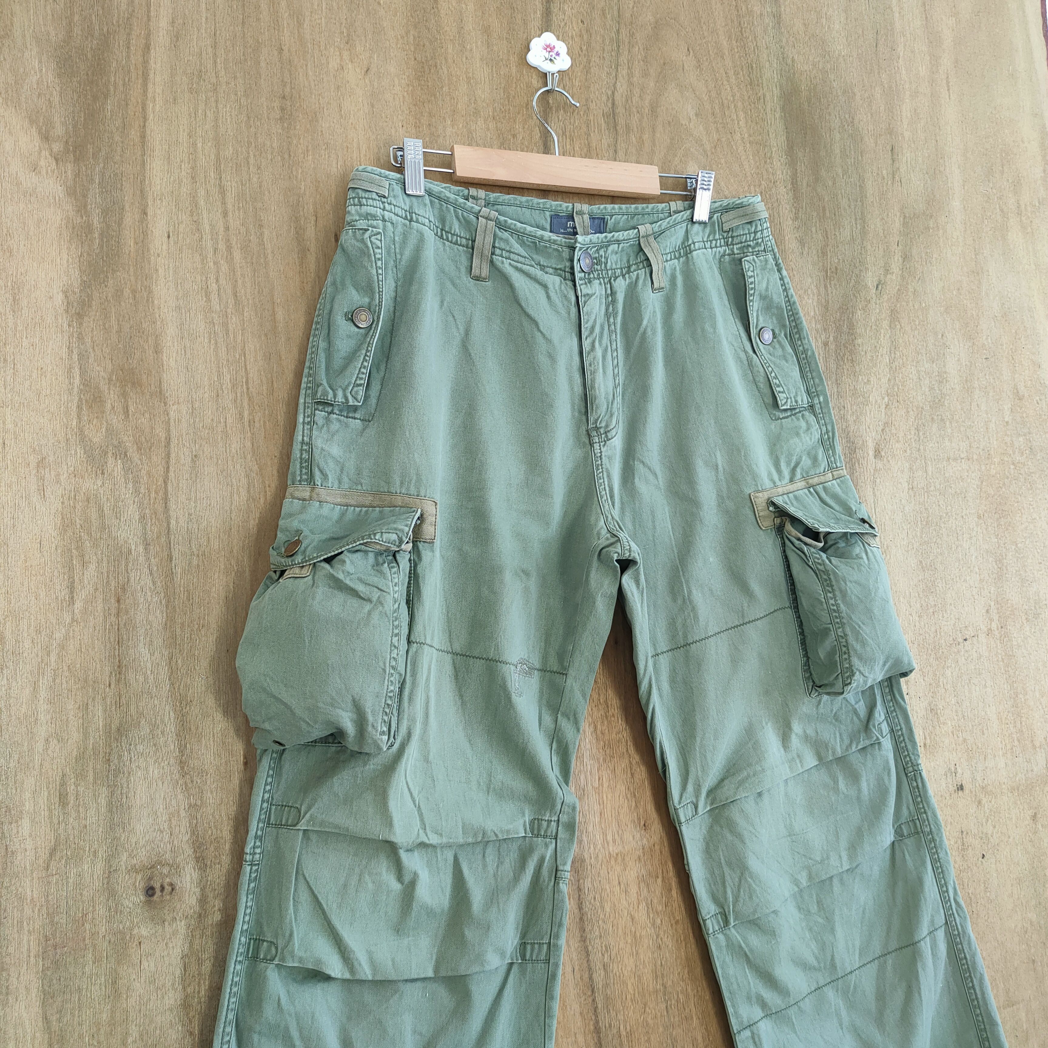 Japanese Brand × Vintage MARU 3D POCKET DOUBLE KNEE FADED CARGO PANTS Size US 32 / EU 48 - 4 Thumbnail