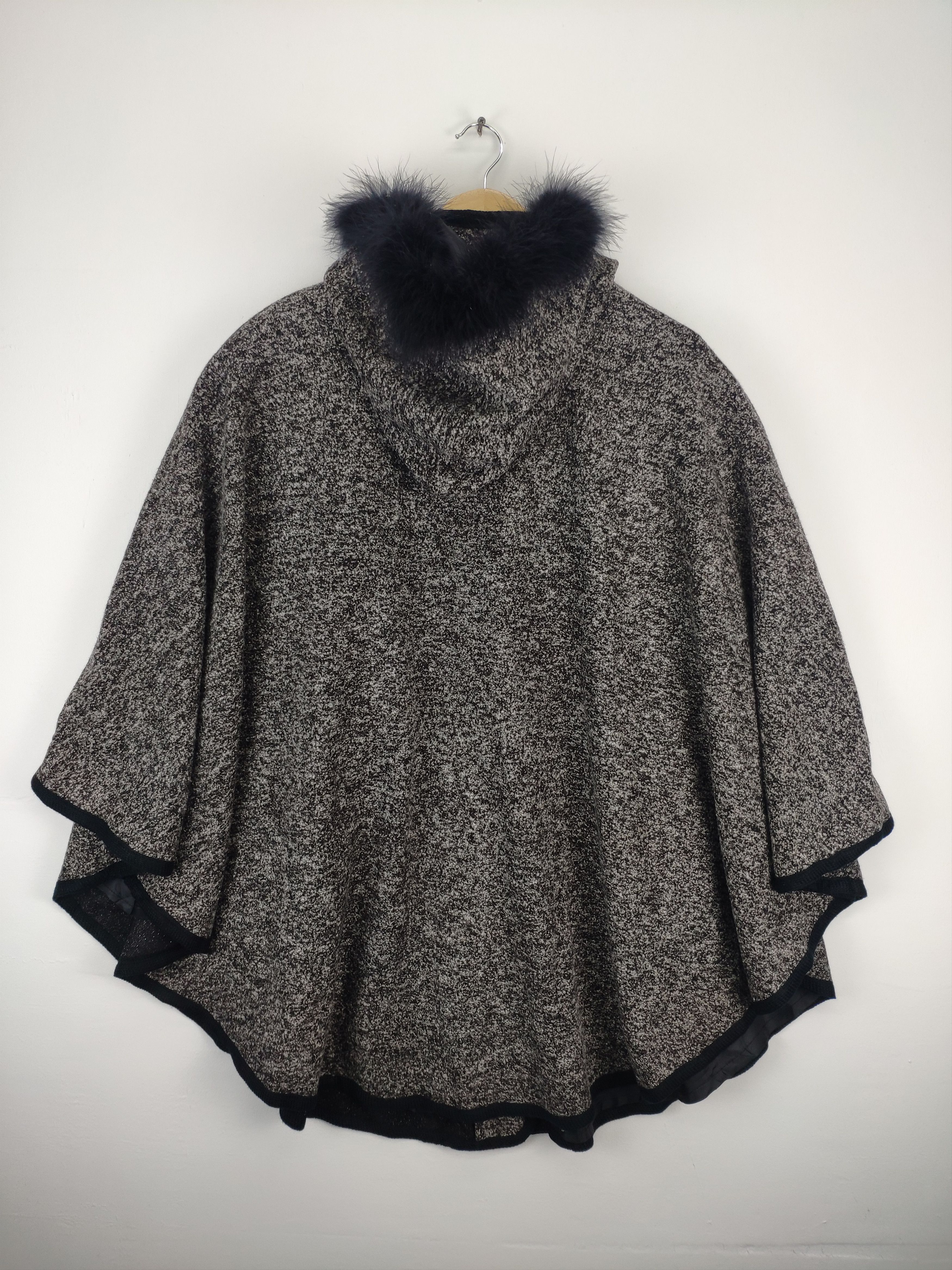 Cloak × Japanese Brand Winter Hoodie Poncho Issey Miyake Style Size ONE SIZE - 2 Thumbnail