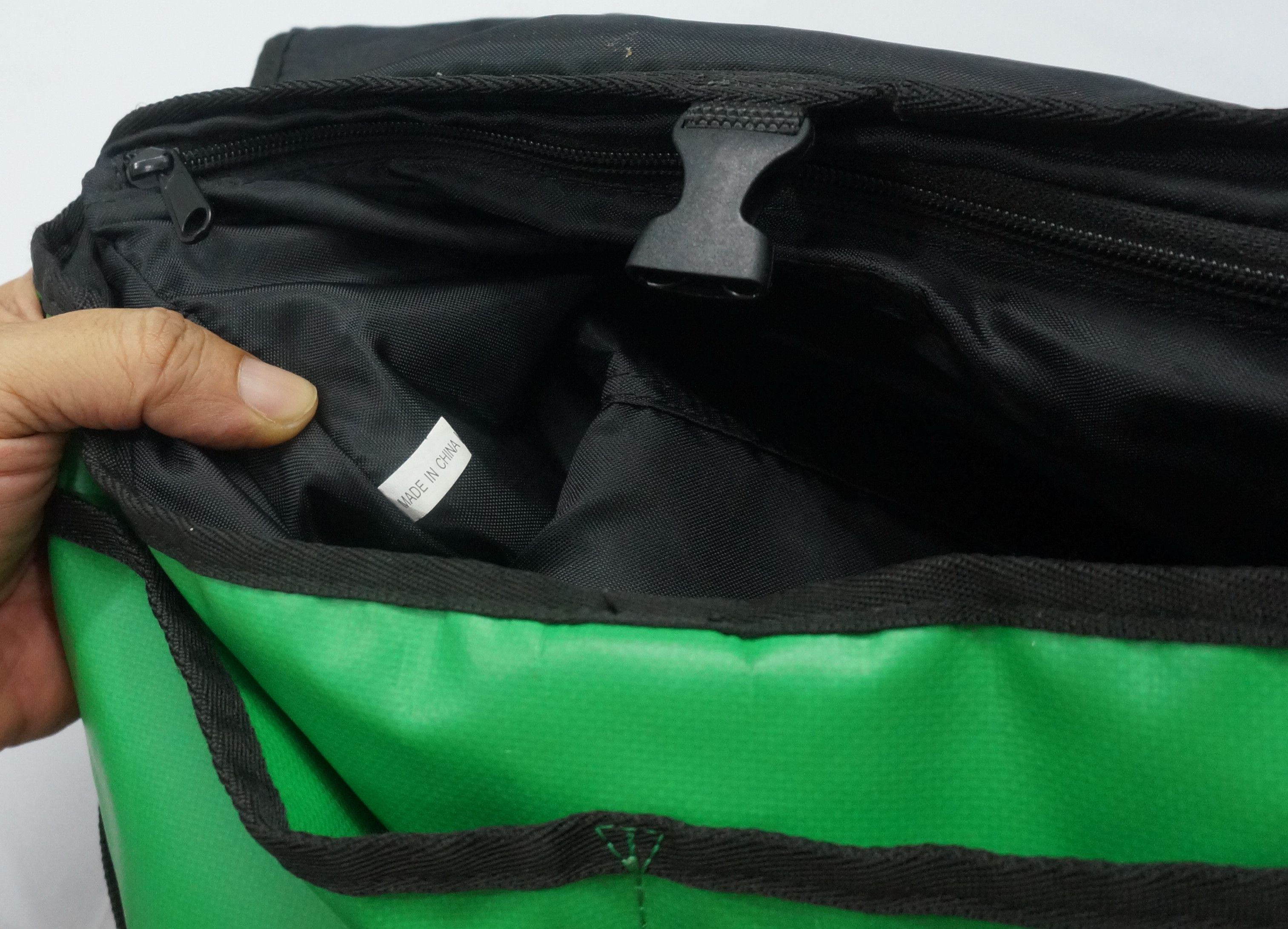 CABANE de ZUCCa 🔥 CABANE DE ZUCCA PVC Messenger Bag Size ONE SIZE - 12 Thumbnail