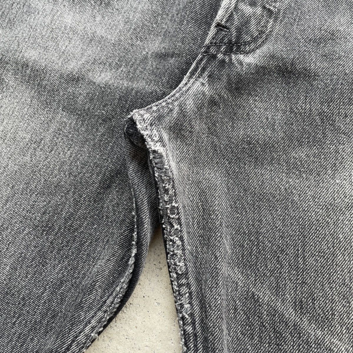Levi's Vintage Clothing Vintage Levi’s 501 Faded Black Distressed Women Denim Pants Size US 30 / EU 46 - 8 Thumbnail