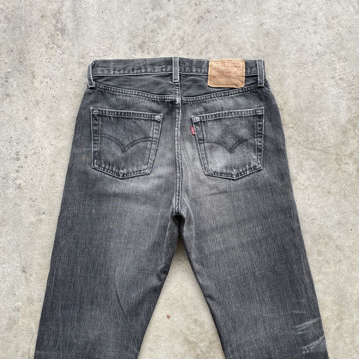 Levi's Vintage Clothing Vintage Levi’s 501 Faded Black Distressed Women Denim Pants Size US 30 / EU 46 - 13 Thumbnail