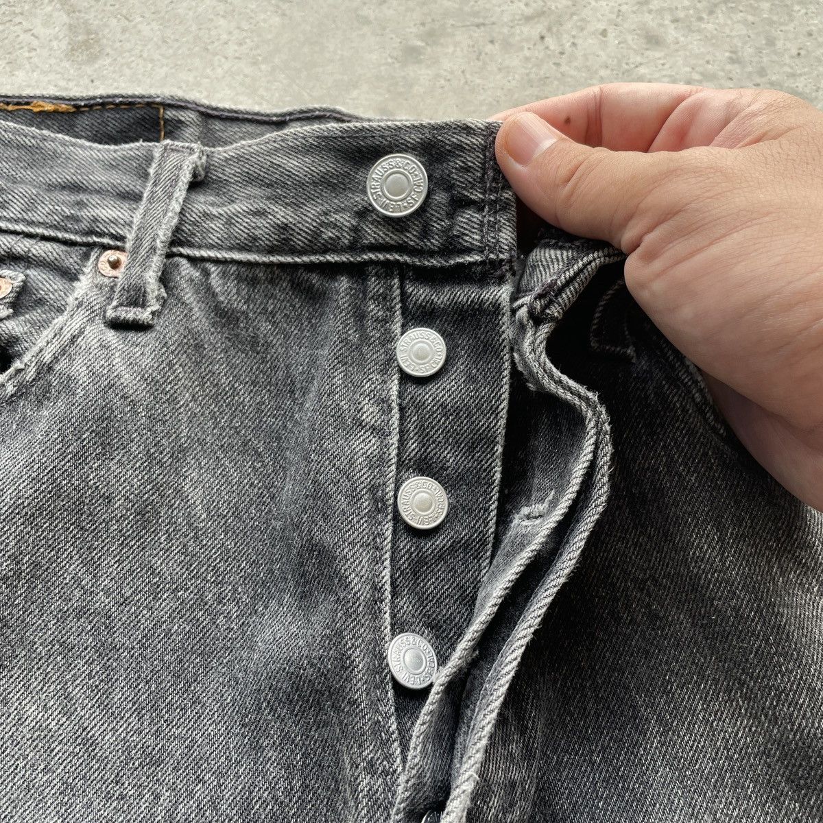 Levi's Vintage Clothing Vintage Levi’s 501 Faded Black Distressed Women Denim Pants Size US 30 / EU 46 - 5 Thumbnail