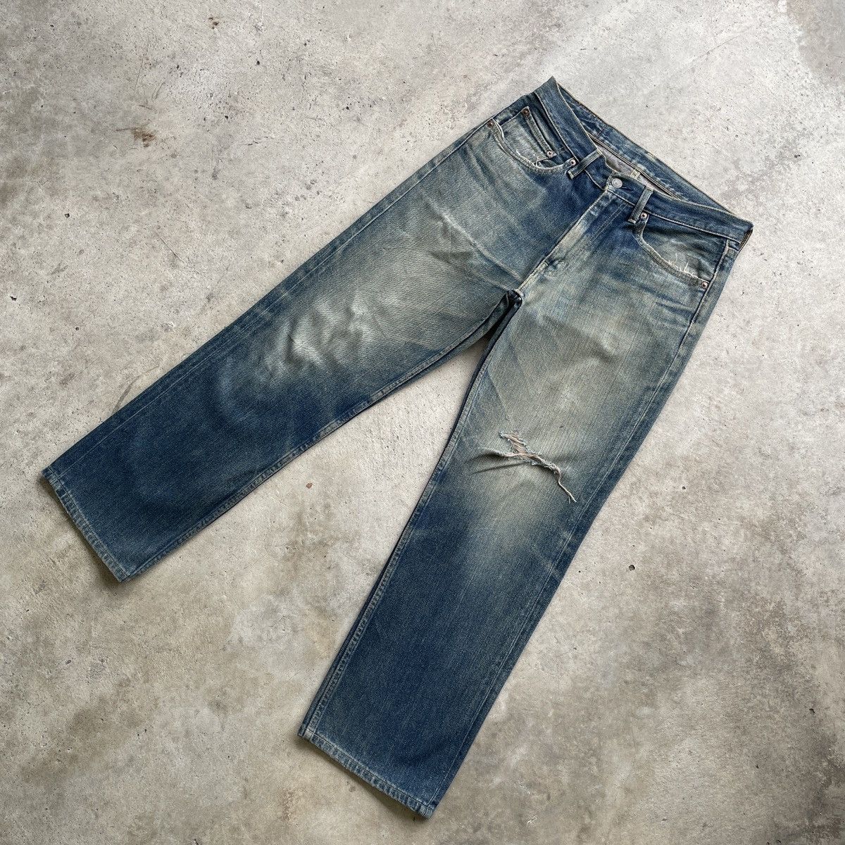 Levi's Vintage Clothing W32🔥 Vintage Levi’s 502 Distressed Denim Jeans Pants Faded Size US 32 / EU 48 - 2 Thumbnail