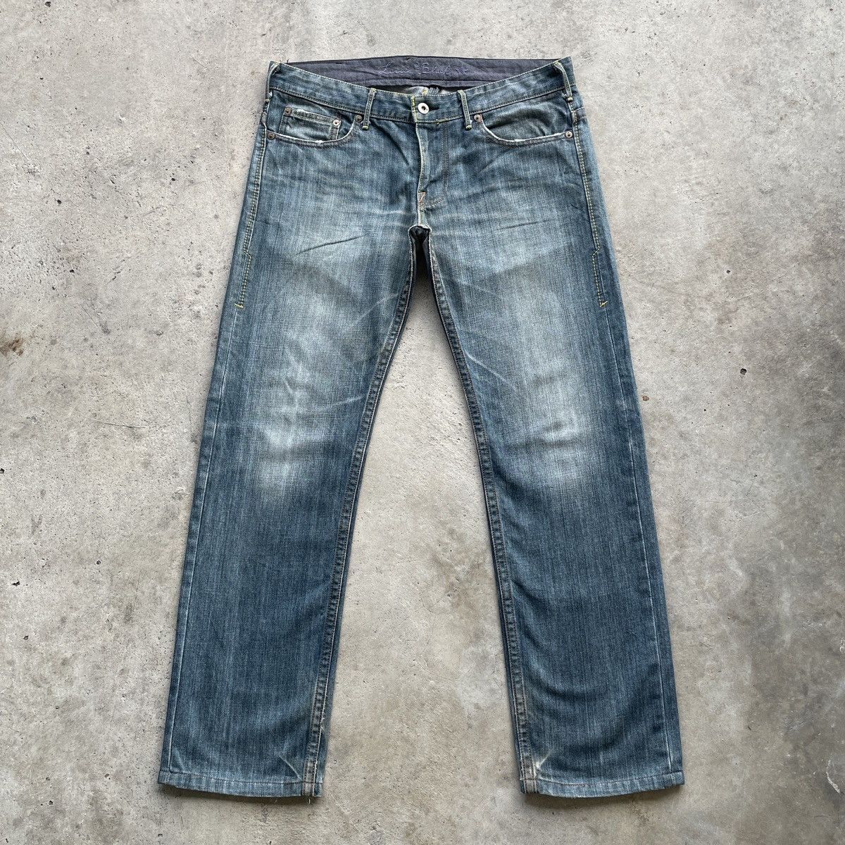 Levi's Vintage Clothing Vintage Levi’s Black Tag Star Faded Denim Jeans Pants W34 Size US 34 / EU 50 - 1 Thumbnail