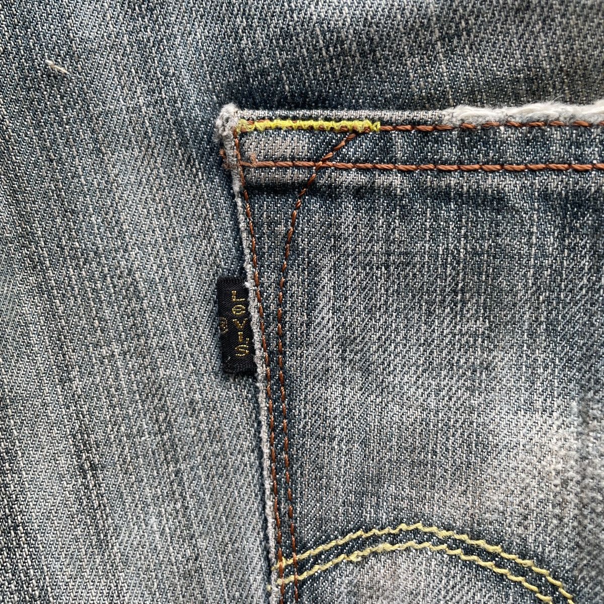 Levi's Vintage Clothing Vintage Levi’s Black Tag Star Faded Denim Jeans Pants W34 Size US 34 / EU 50 - 8 Thumbnail