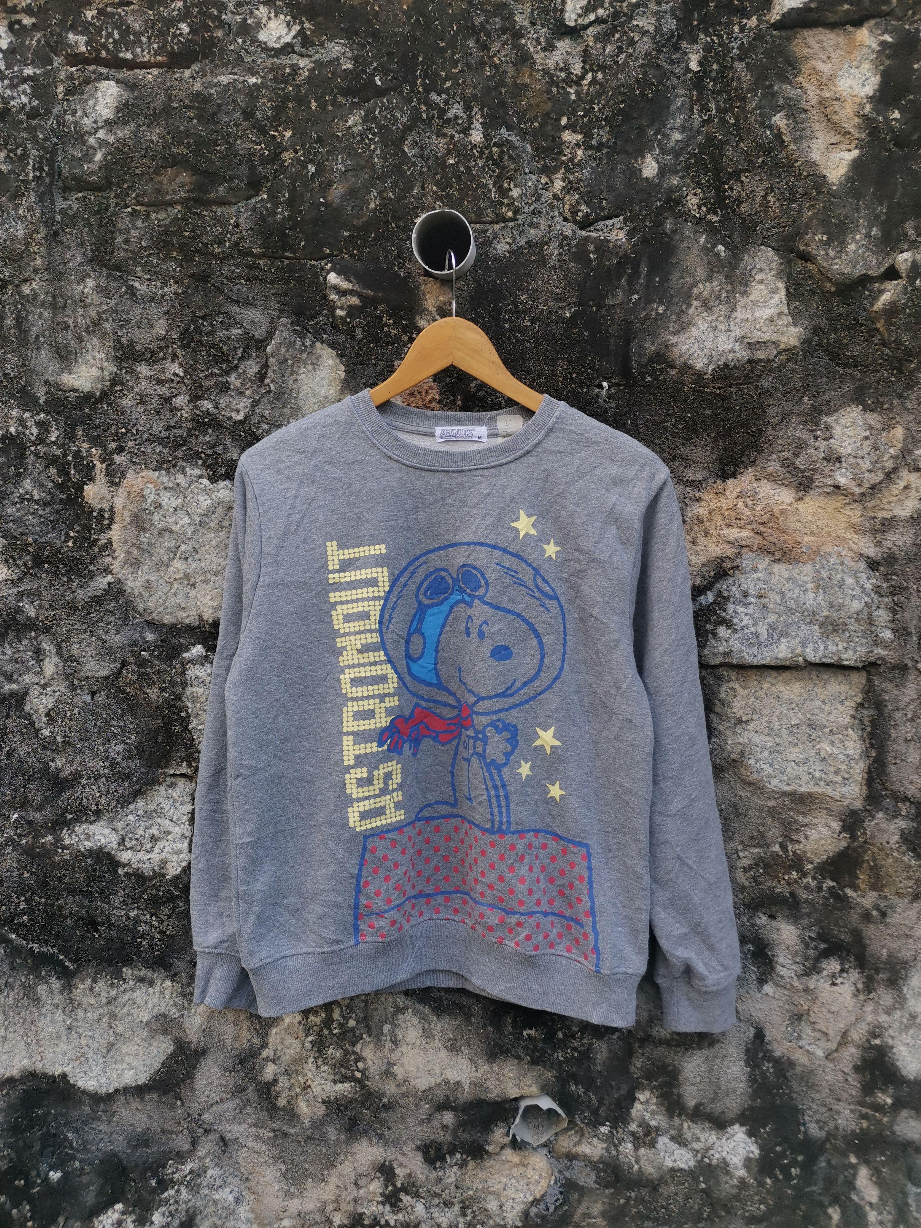 image of Peanuts Co x Vintage Peanuts Snoopy Sweatshirt in Grey, Men's (Size Medium)