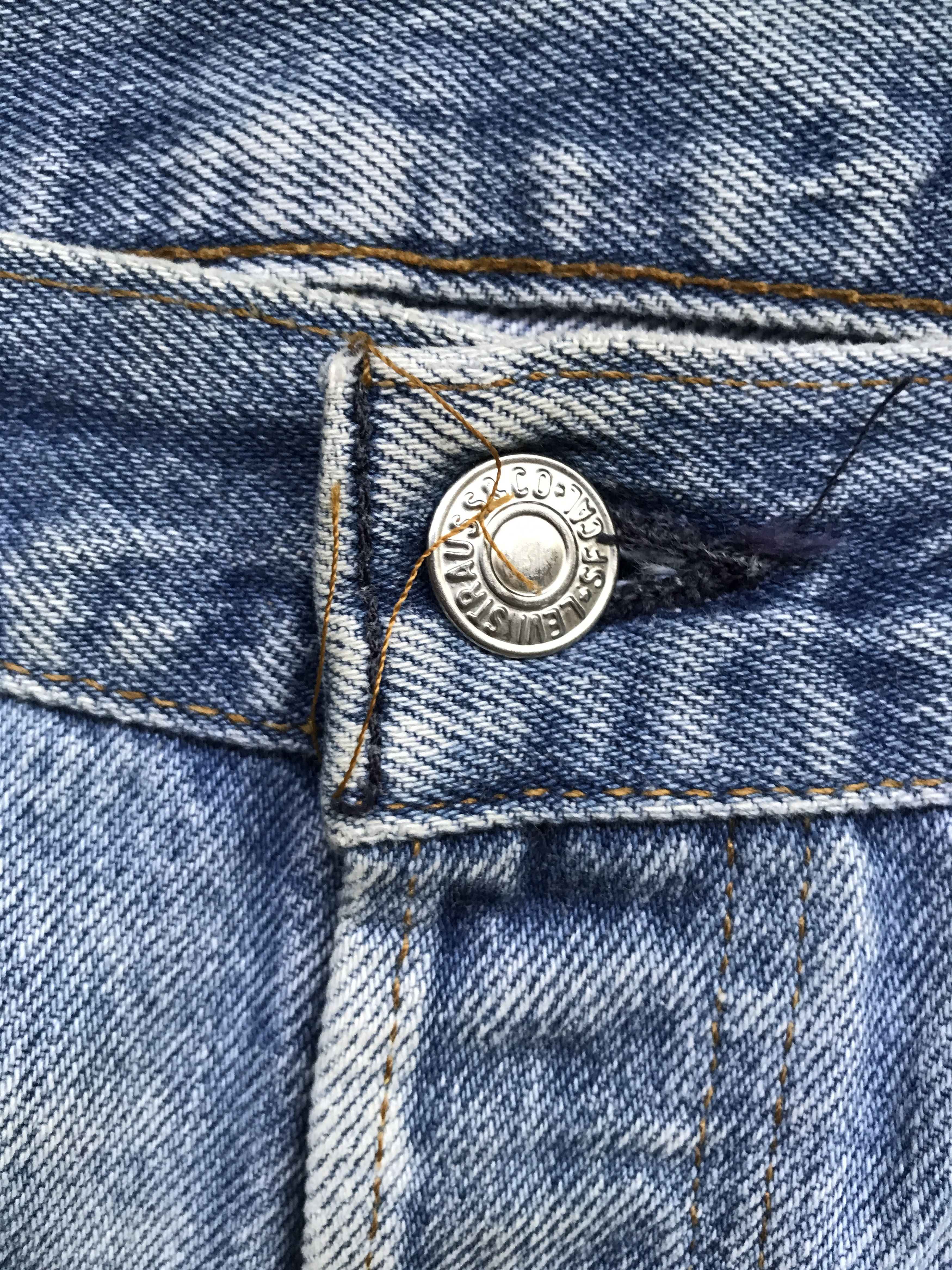 Levi's VLEV44 - Vintage 90s Levis 501xx Light Wash Jeans Size US 34 / EU 50 - 6 Thumbnail