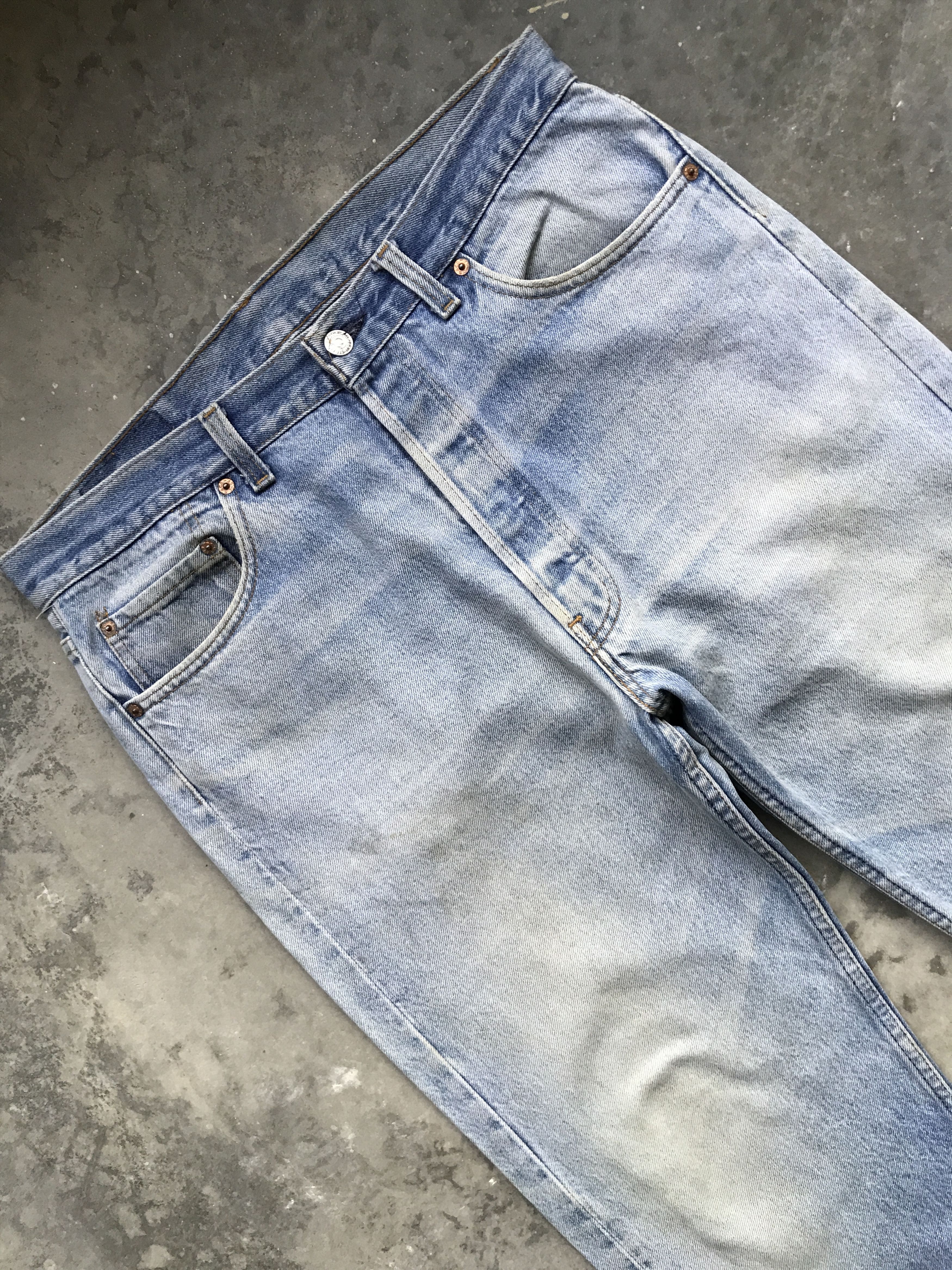 Levi's VLEV44 - Vintage 90s Levis 501xx Light Wash Jeans Size US 34 / EU 50 - 3 Thumbnail