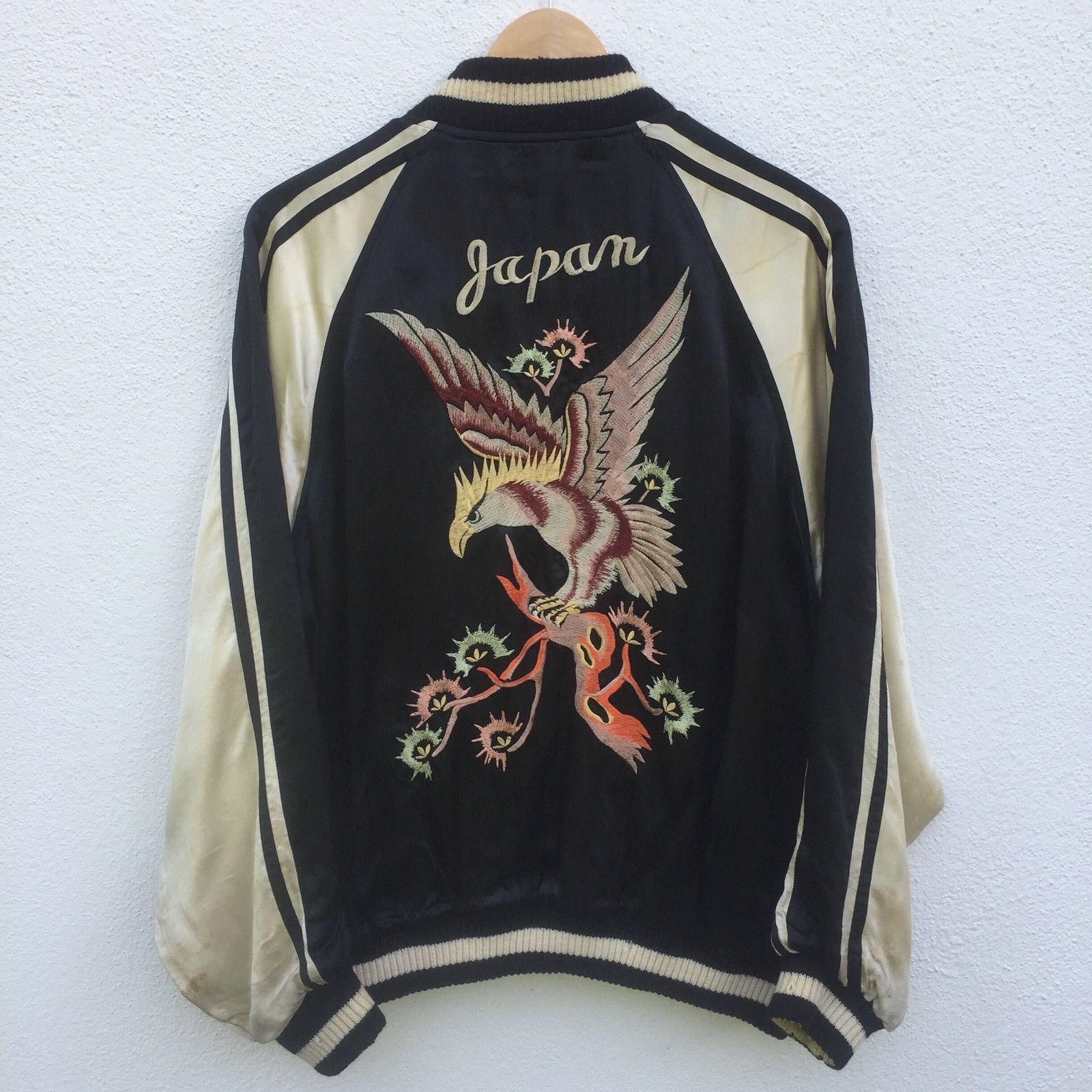 Japanese Brand Vintage Trashed Reversable Sukajan Eagle Souvenir Jacket Size US L / EU 52-54 / 3 - 1 Thumbnail