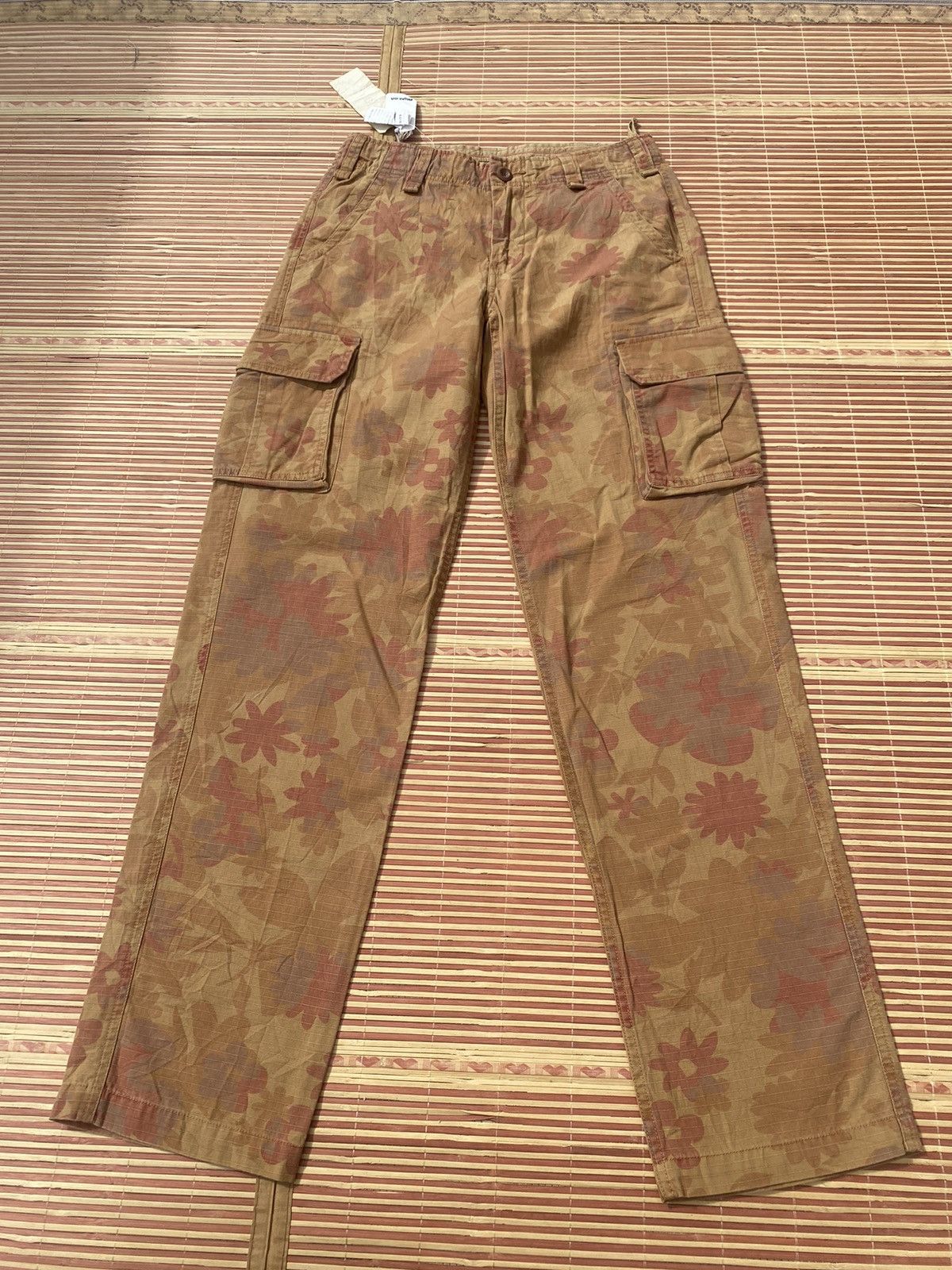Japanese Brand Japanese Brand Bright On Flora Design Cargo Pant Size US 28 / EU 44 - 1 Thumbnail