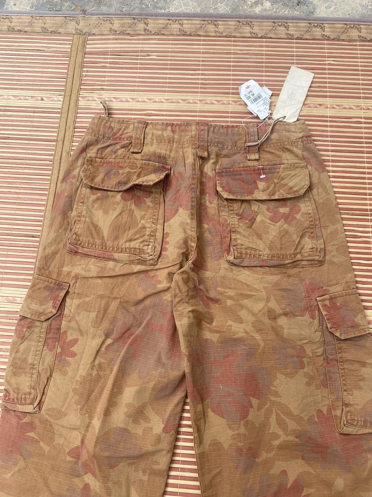 Japanese Brand Japanese Brand Bright On Flora Design Cargo Pant Size US 28 / EU 44 - 4 Thumbnail