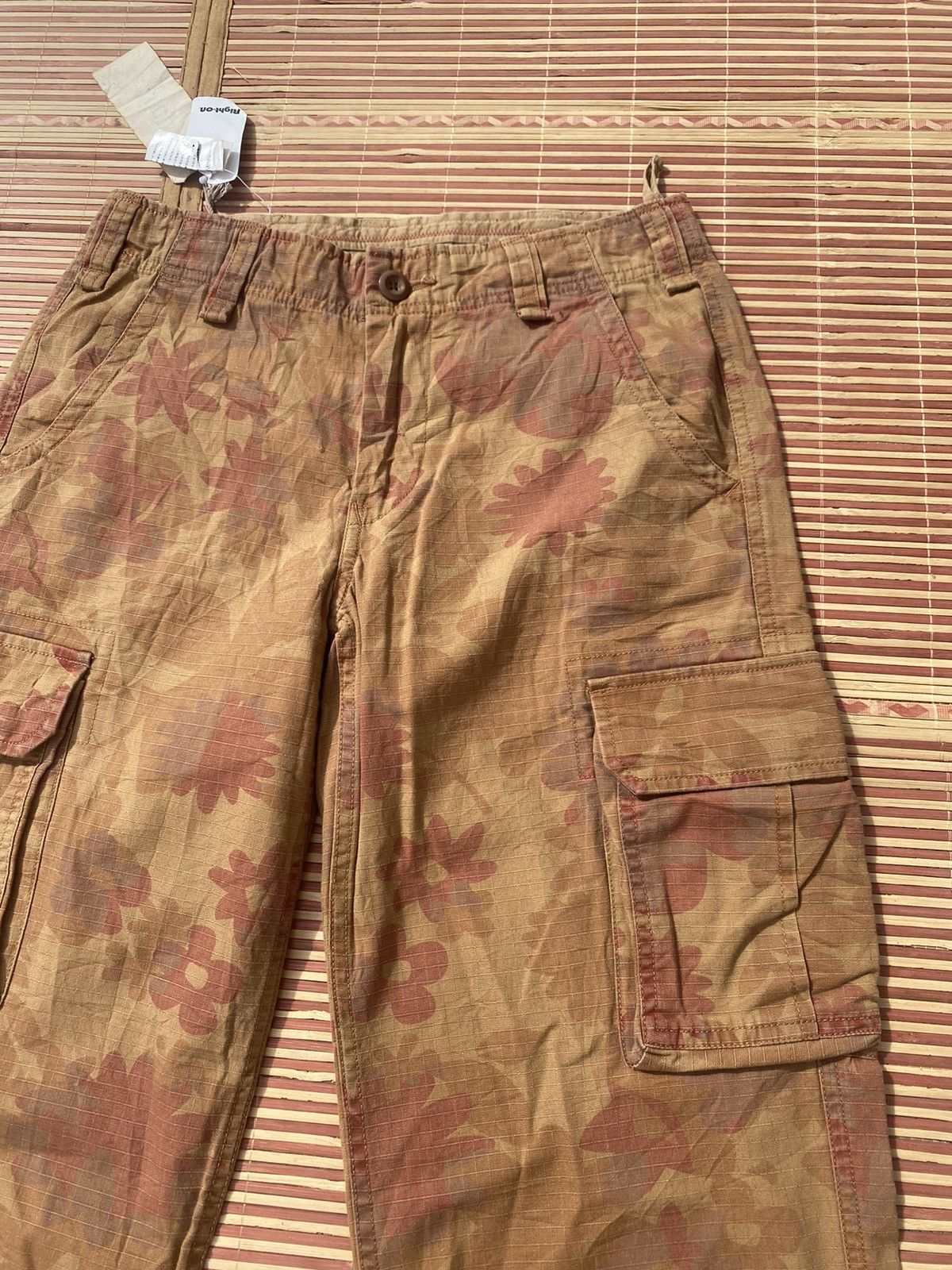 Japanese Brand Japanese Brand Bright On Flora Design Cargo Pant Size US 28 / EU 44 - 3 Thumbnail