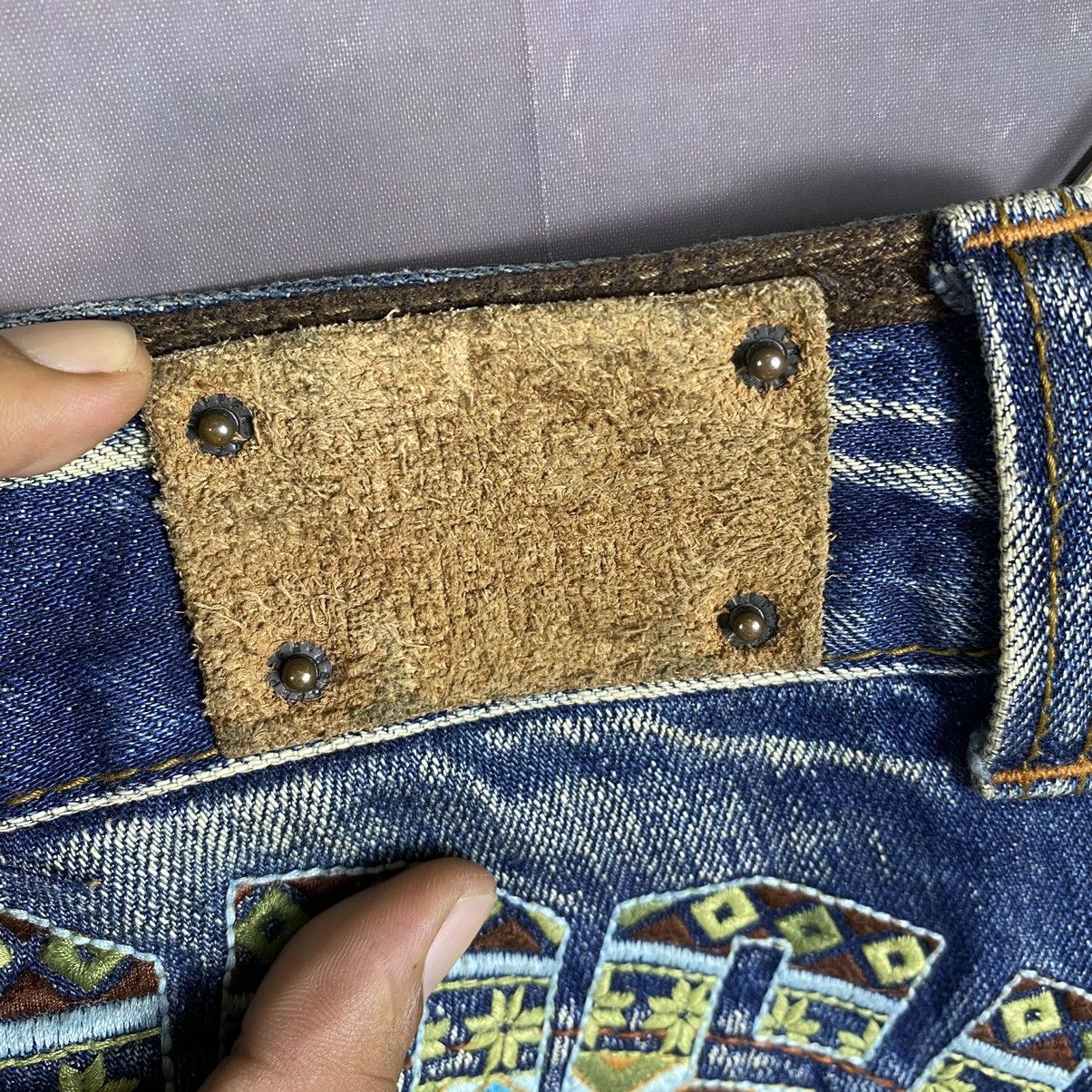 Aztech Mountain × Japanese Brand × Vintage Steal🔥Vintage Red Pepper Navite Embroidery Flare Denim Jeans Size 30" / US 8 / IT 44 - 10 Thumbnail