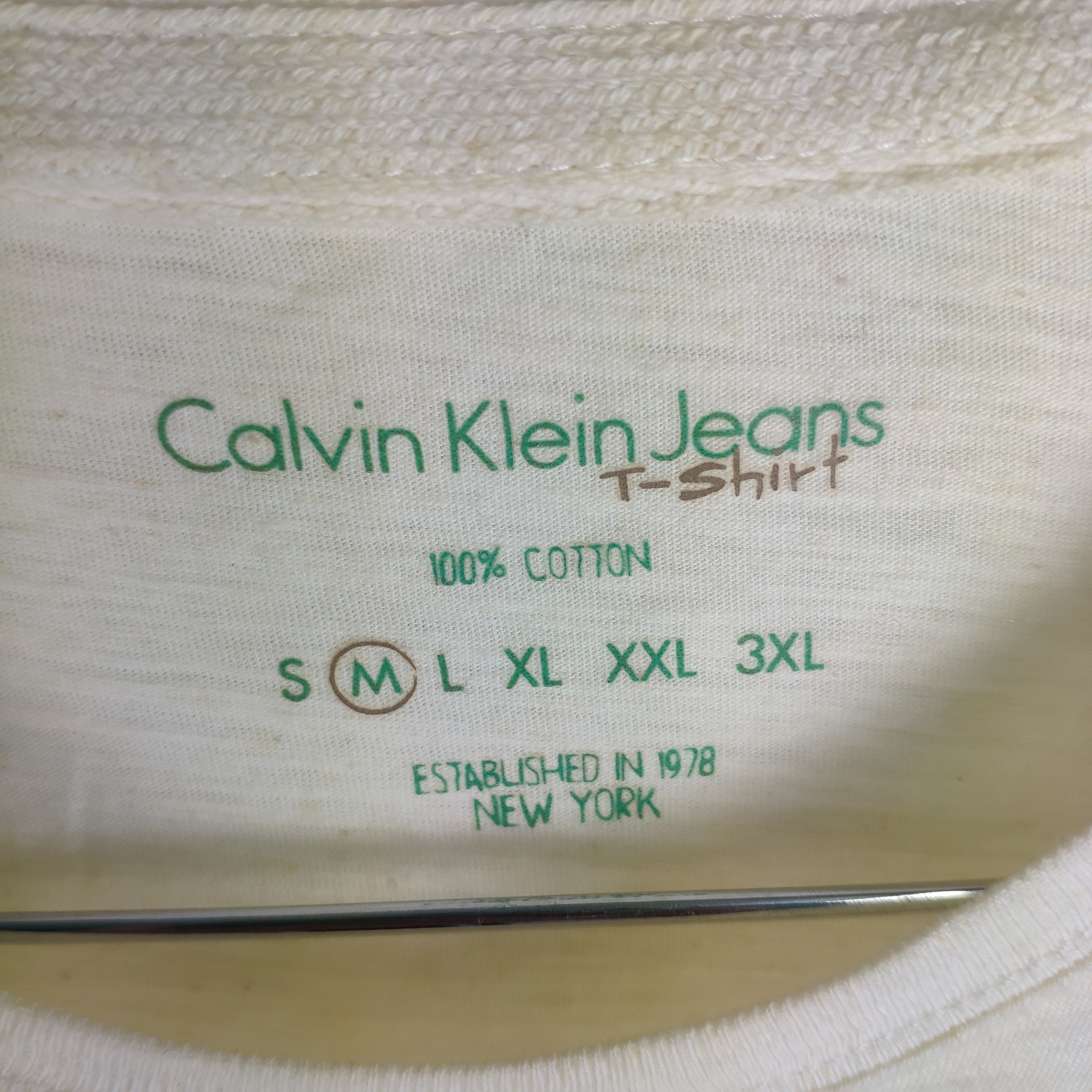 Calvin Klein × Vintage Vintage Calvin Klein Jeans T Shirt Size US M / EU 48-50 / 2 - 4 Thumbnail