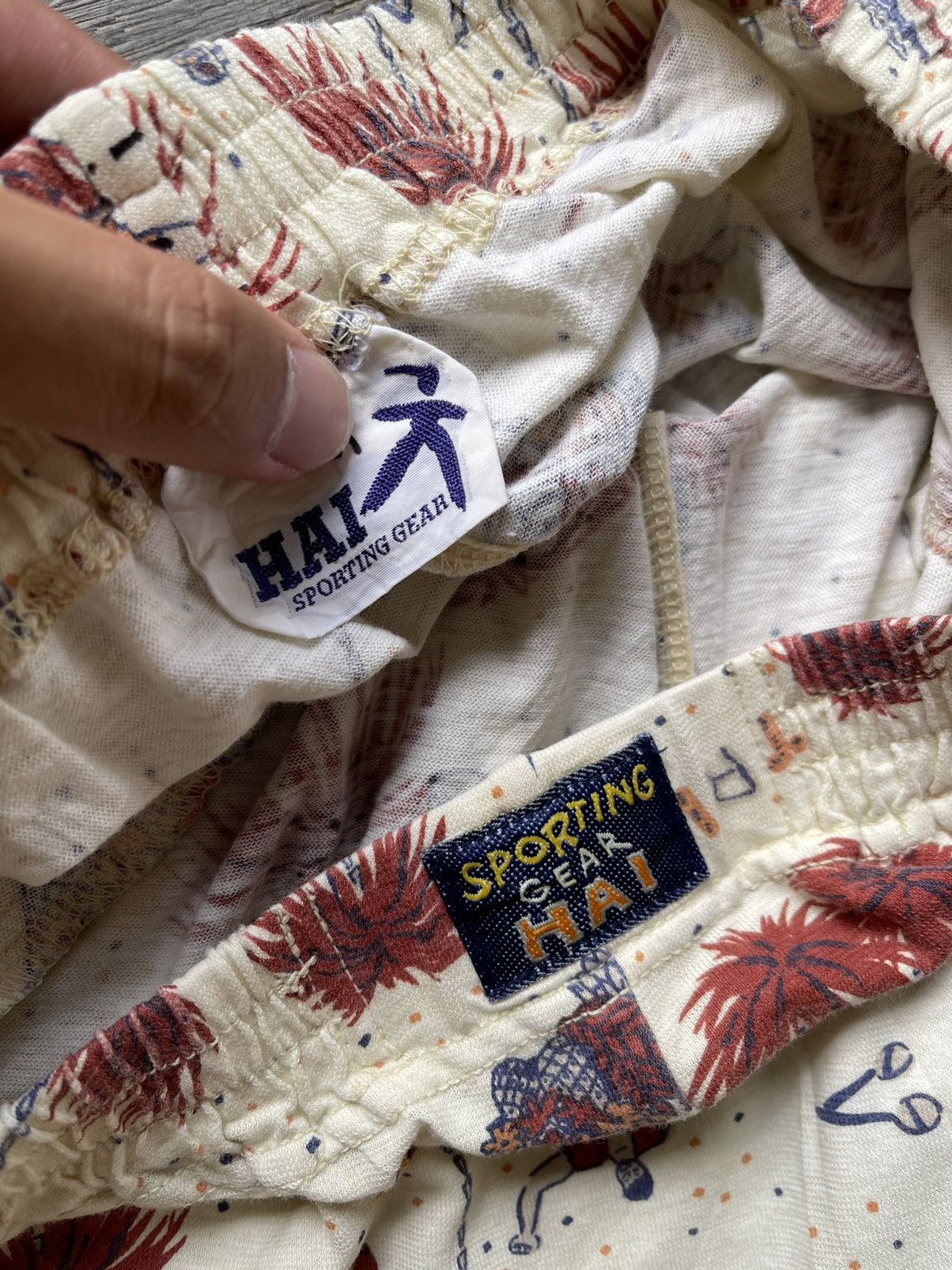 Tsumori Chisato Vintage Hai Sporting Gear Overprint short Size US 34 / EU 50 - 4 Thumbnail