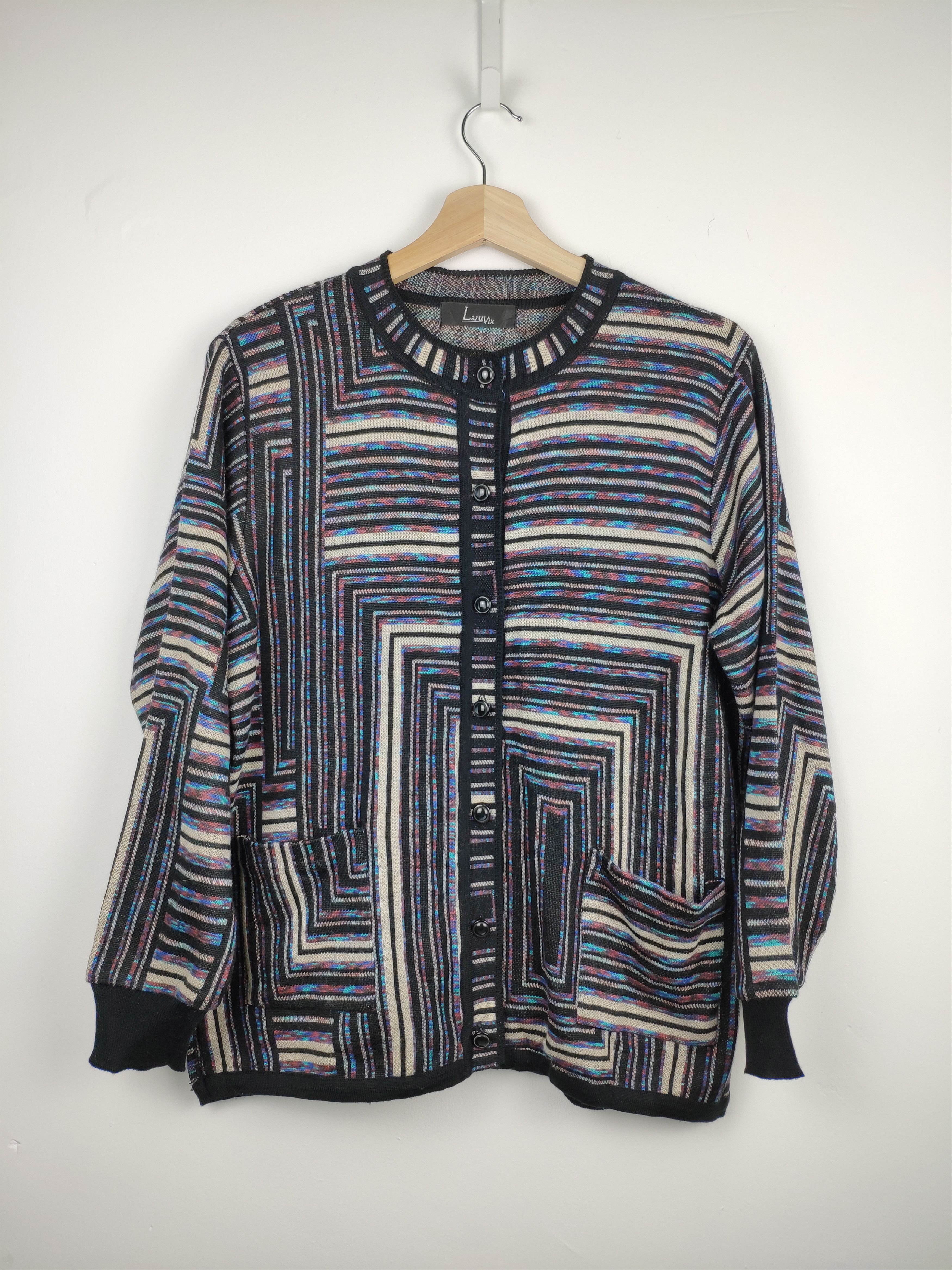 Japanese Brand × Vintage Steal 💥 Vintage Knit Cardigan Striped Art Fullprint Size US M / EU 48-50 / 2 - 1 Thumbnail